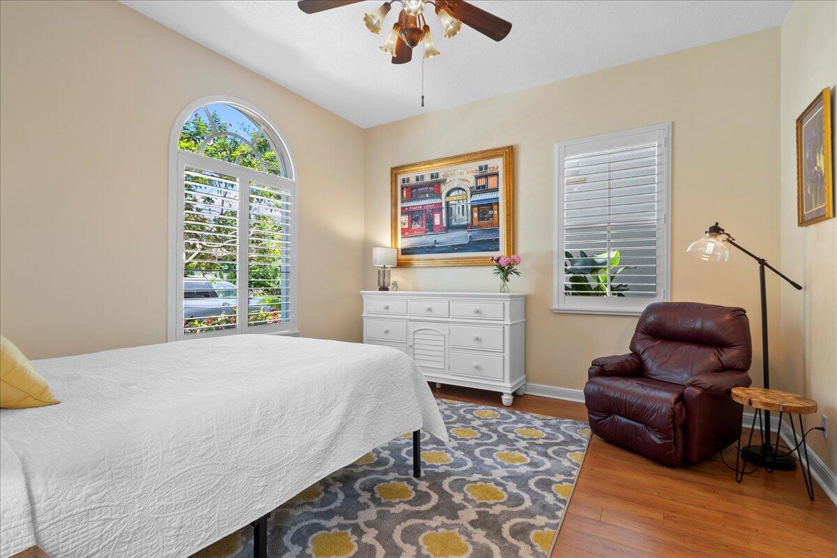13 Stoney Drive