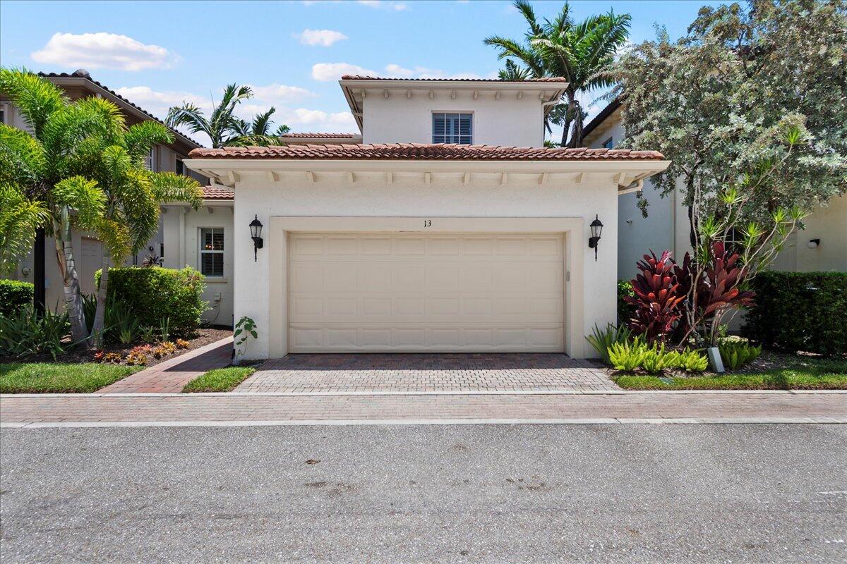 13 Stoney Drive