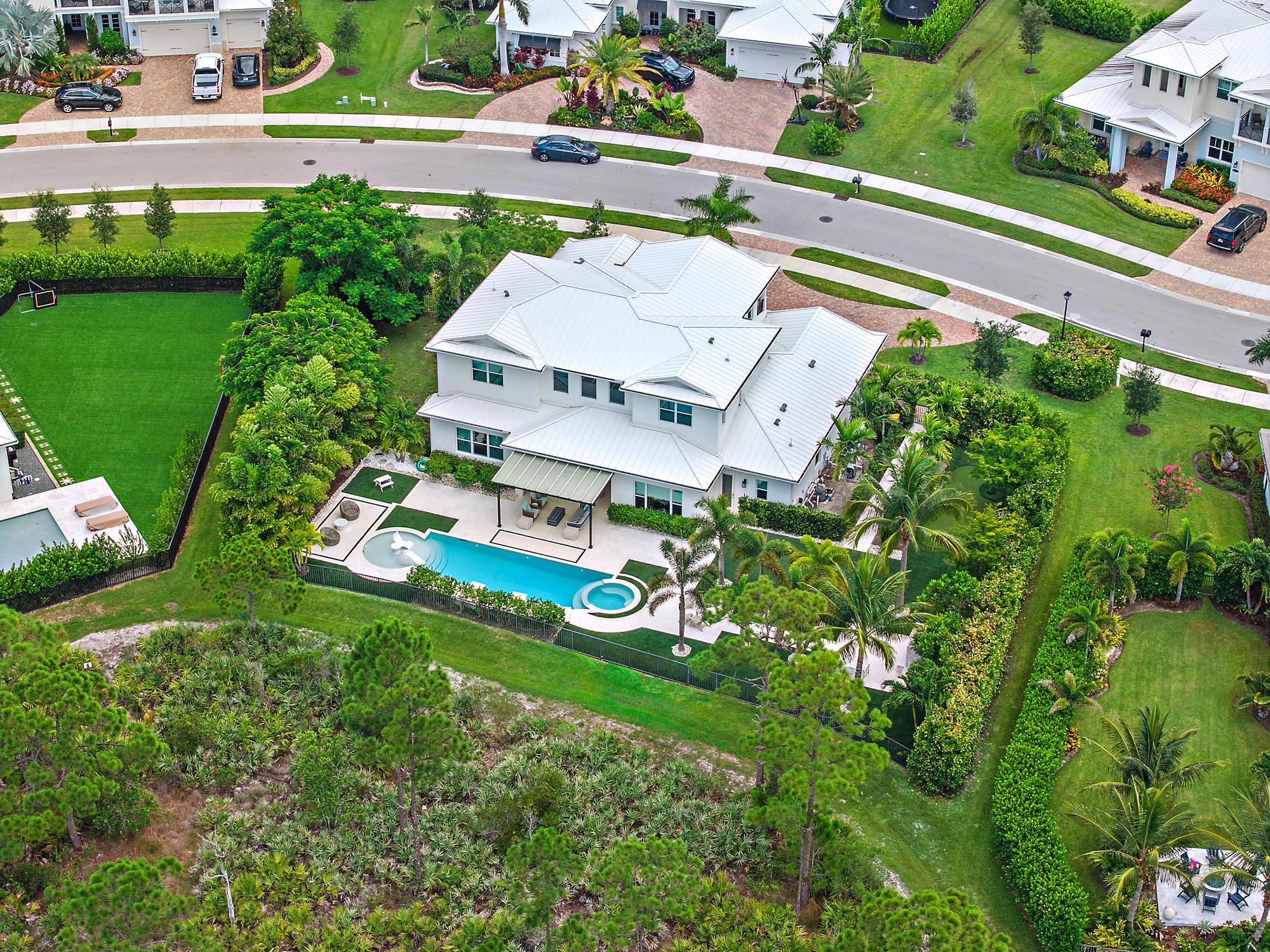 19967 SE Gallberry Drive