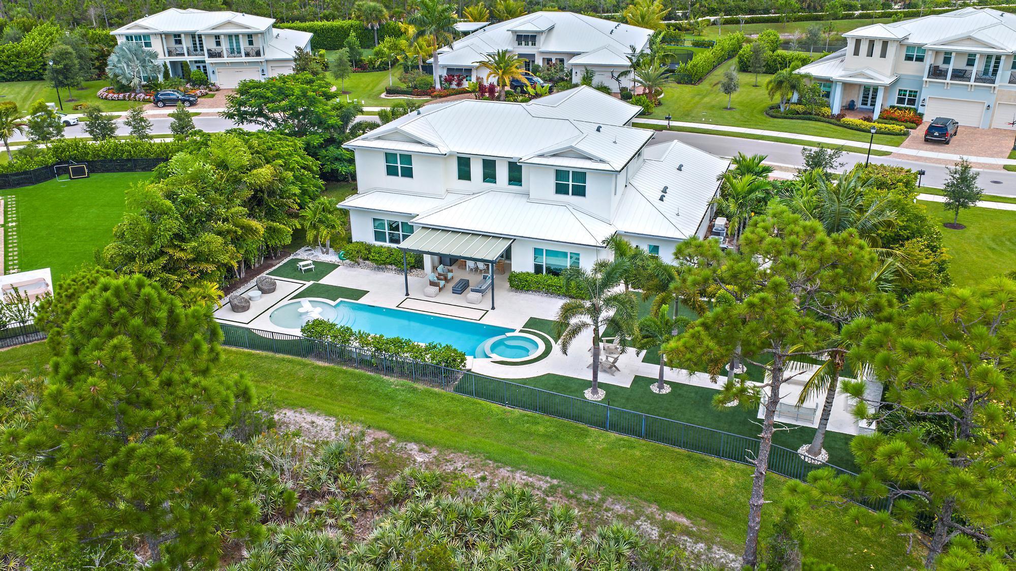 19967 SE Gallberry Drive