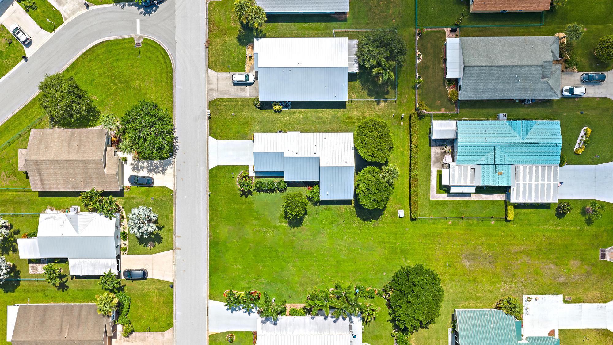 2740 SW Versailles Terrace