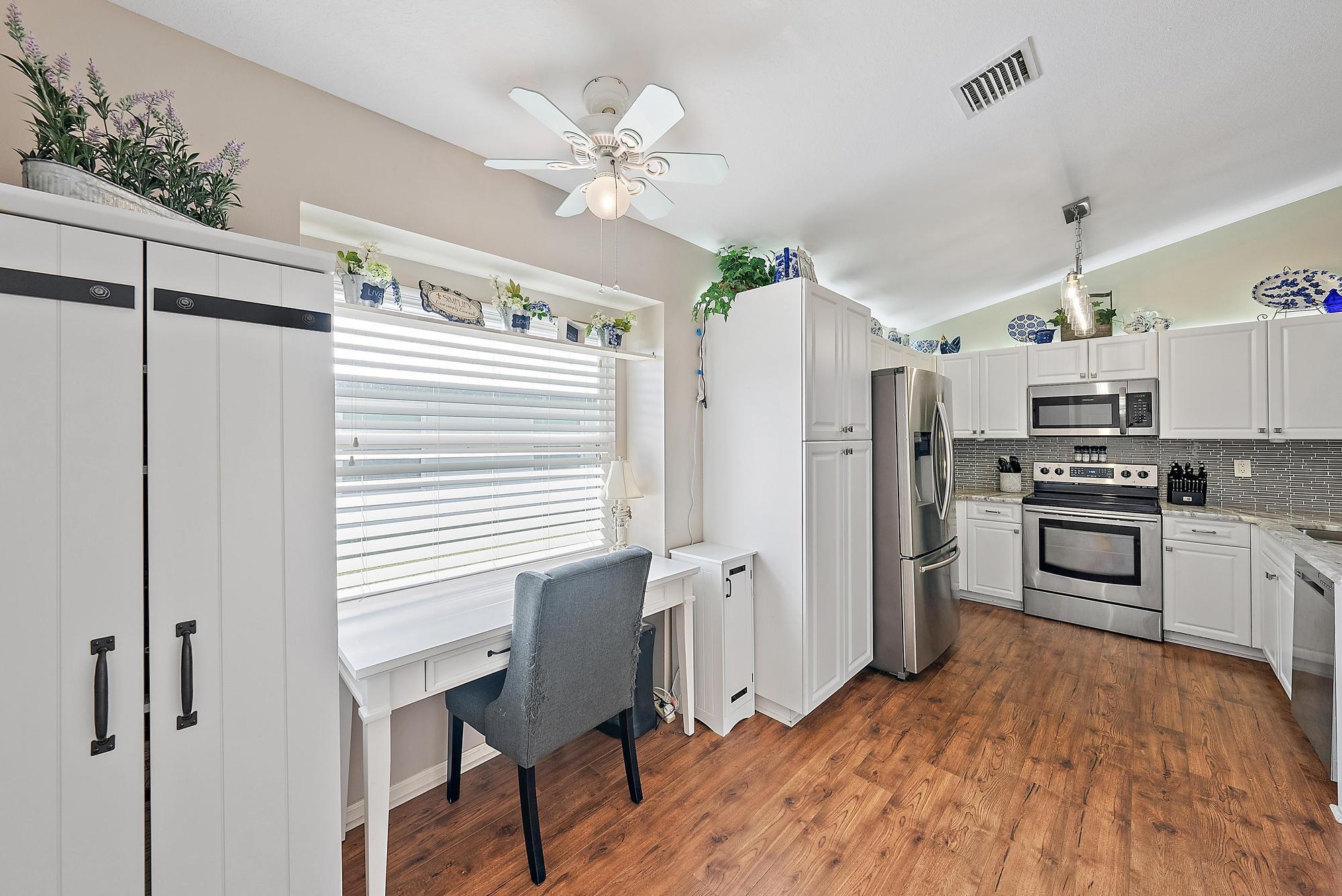 2740 SW Versailles Terrace