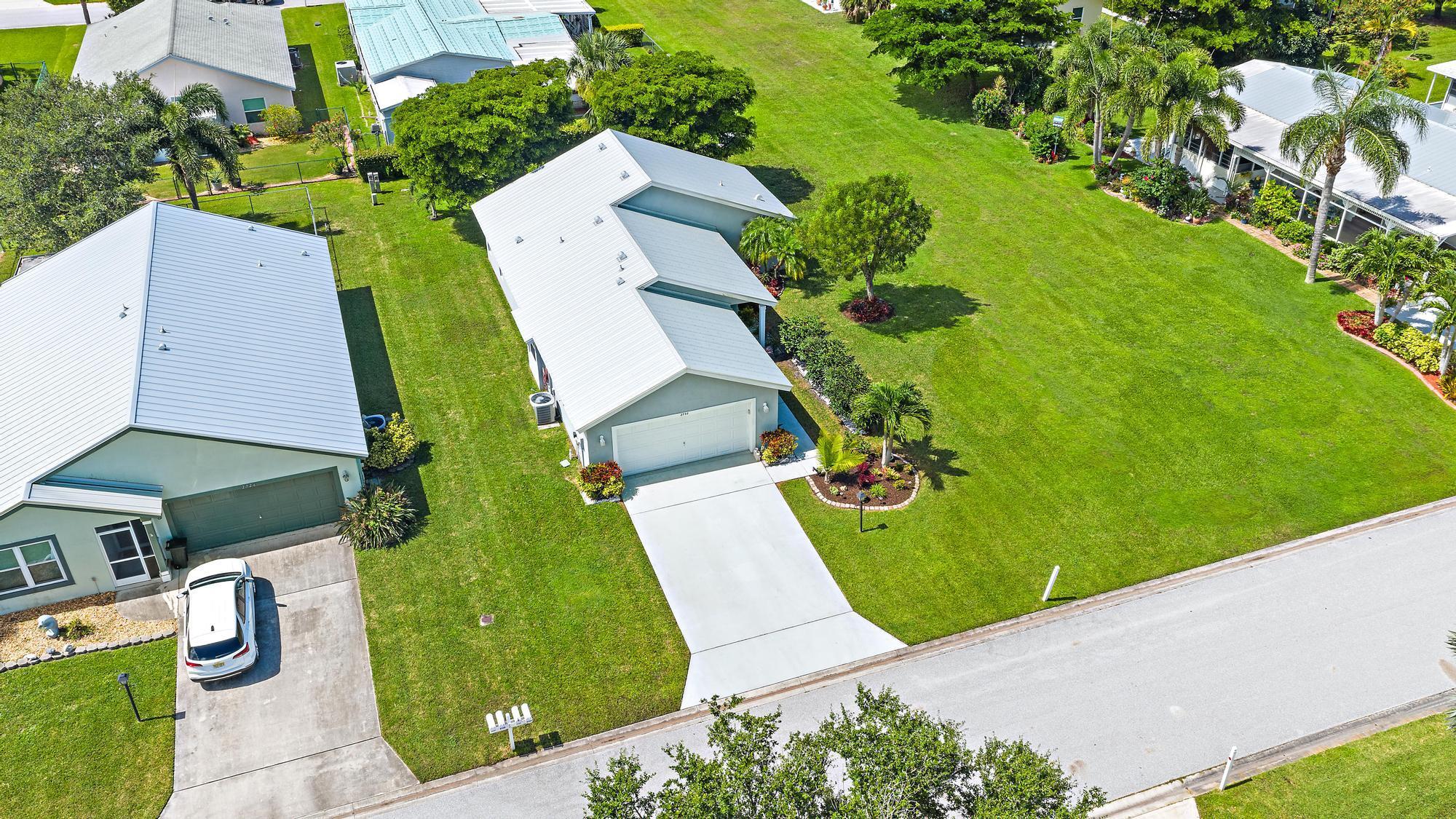 2740 SW Versailles Terrace