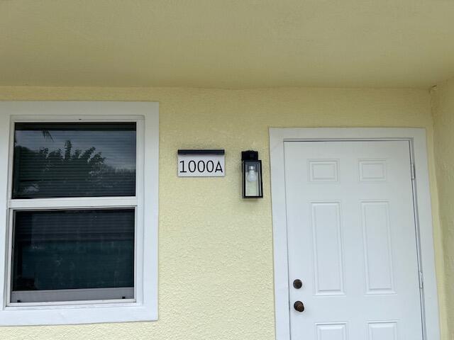 1000 Shorewinds Drive