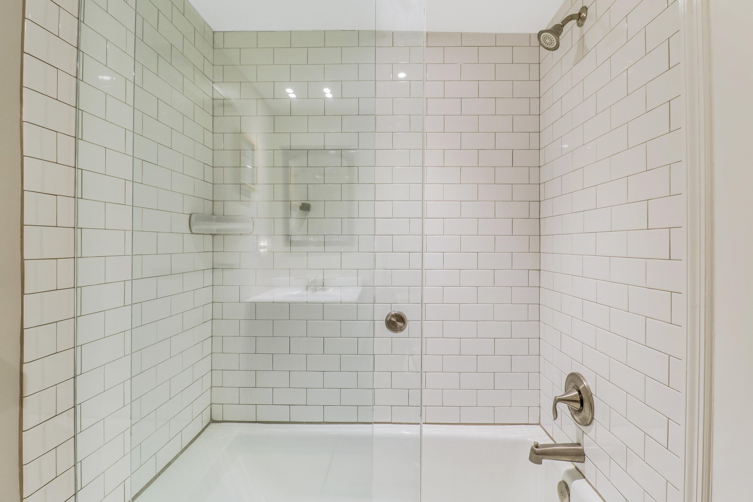 1200 Marine Way 607