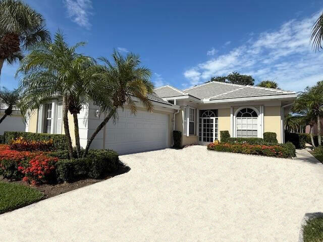 8495 Beaconhill Road