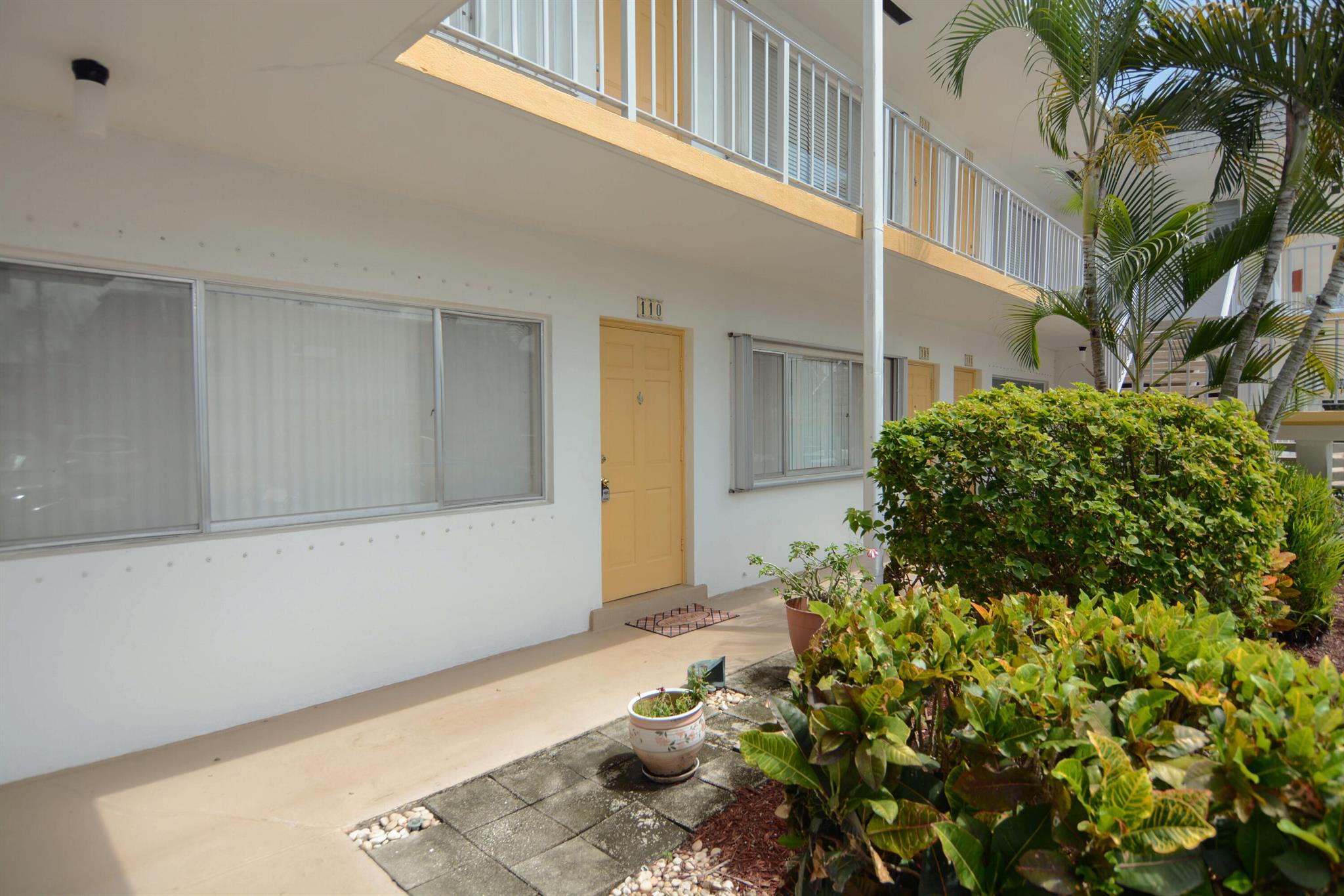 3120 Lake Osborne Drive 110