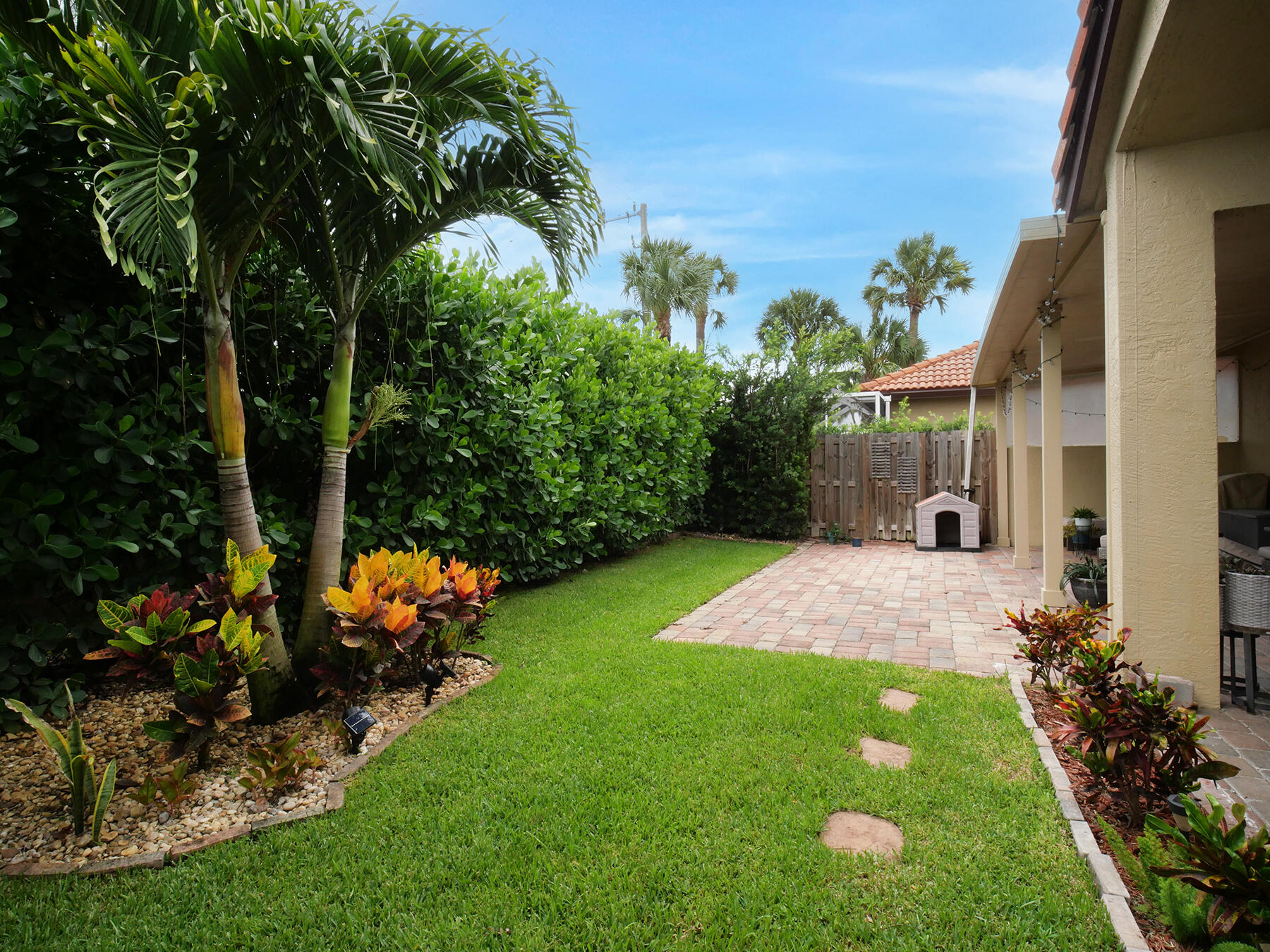 8055 Saw Palmetto Lane