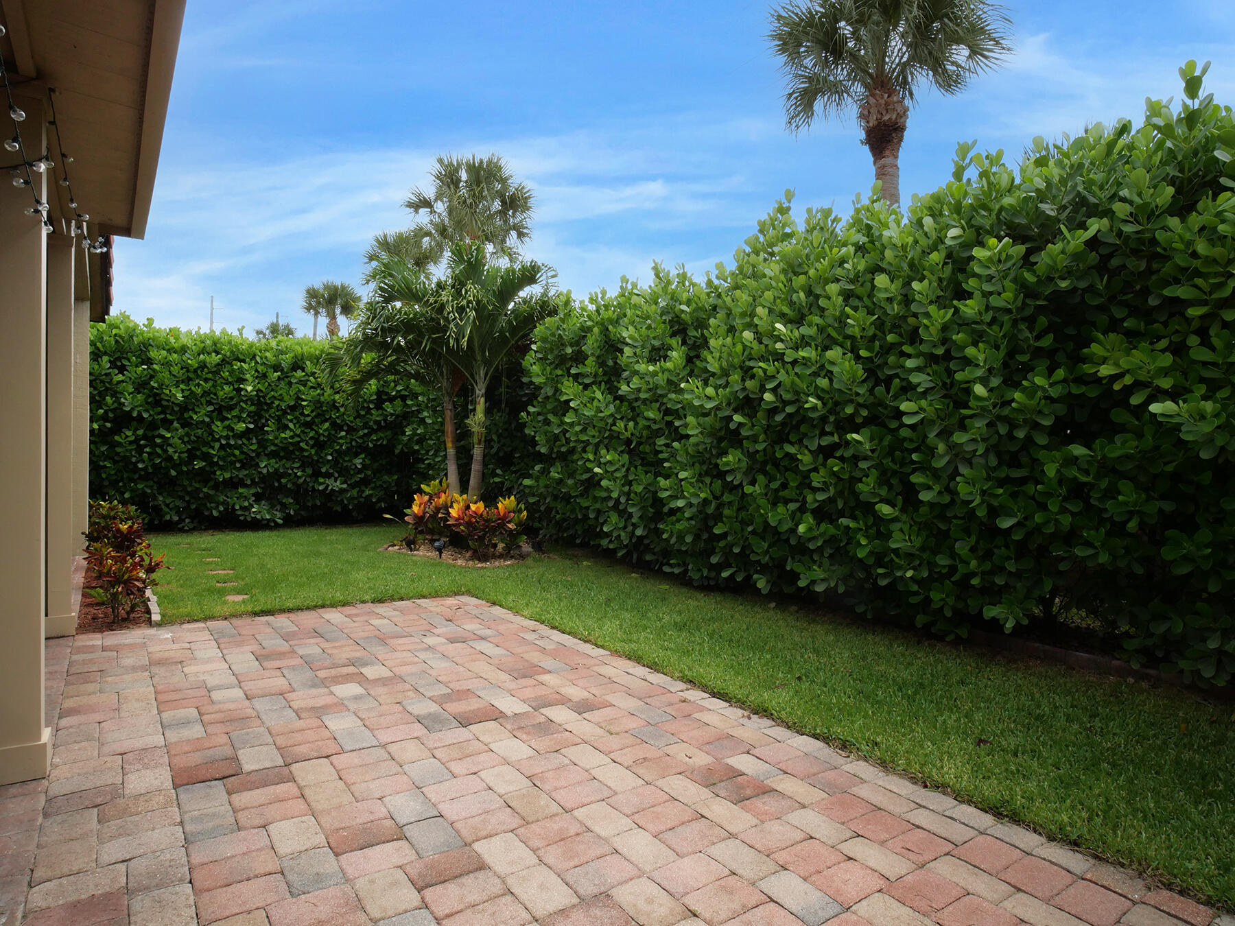 8055 Saw Palmetto Lane