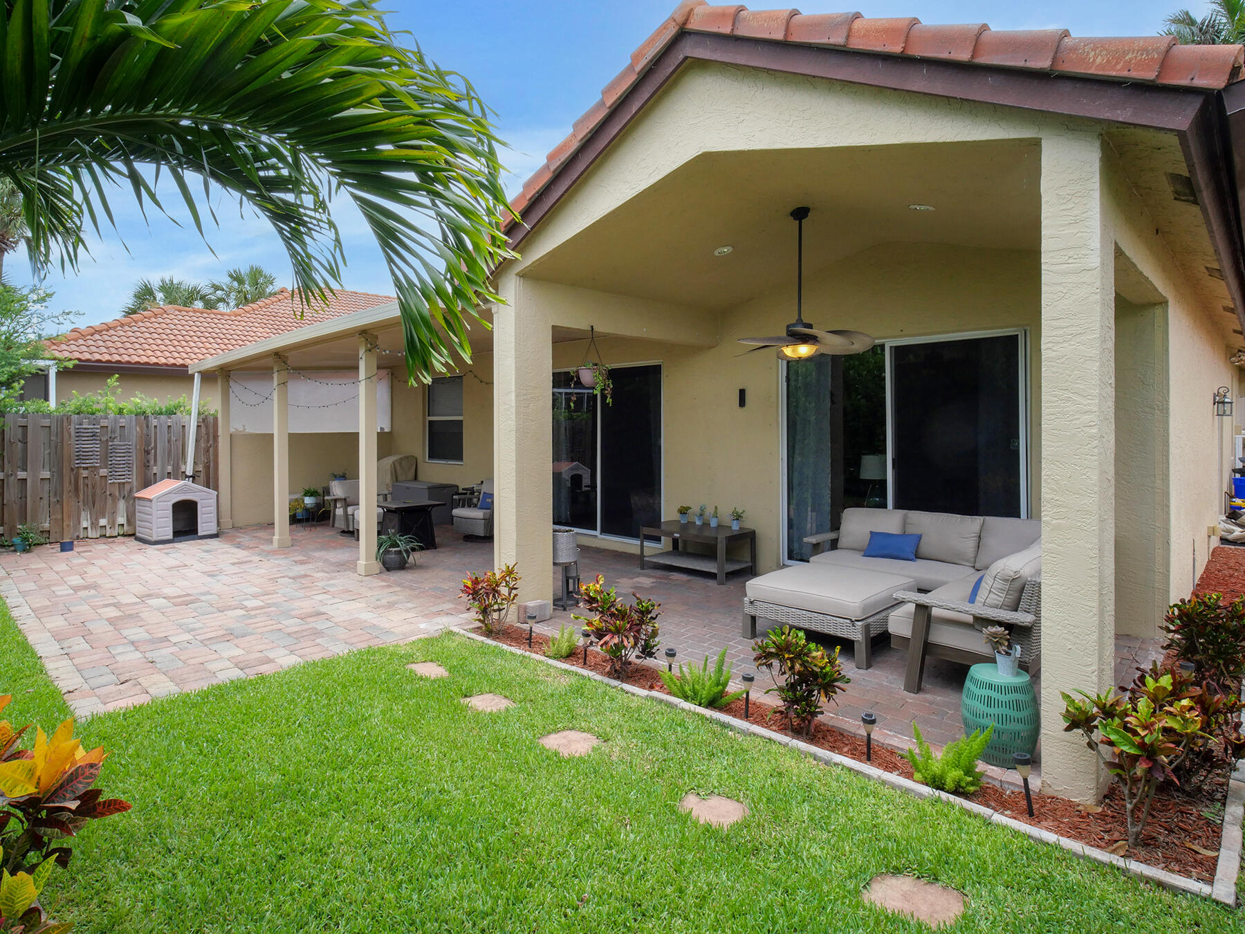 8055 Saw Palmetto Lane