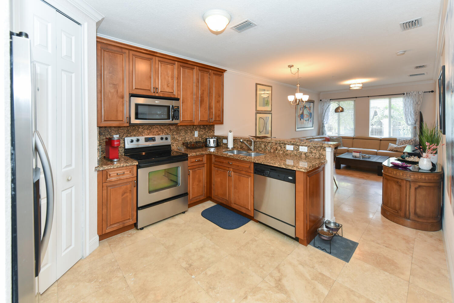 3033 Waterside Circle