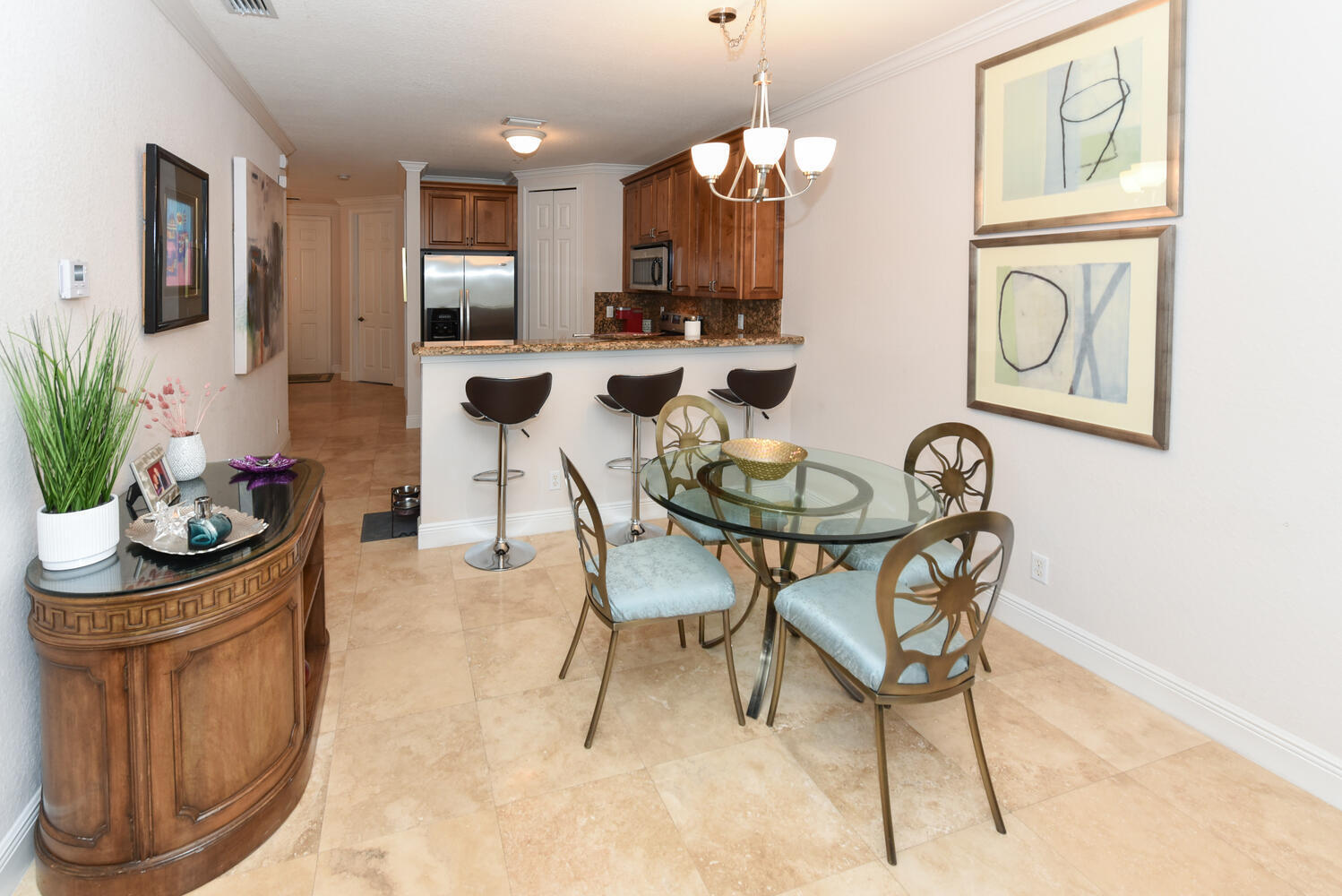 3033 Waterside Circle