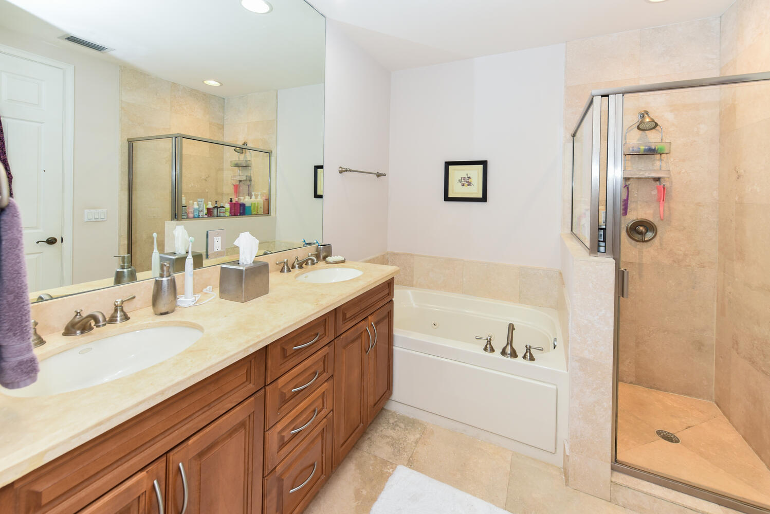 3033 Waterside Circle