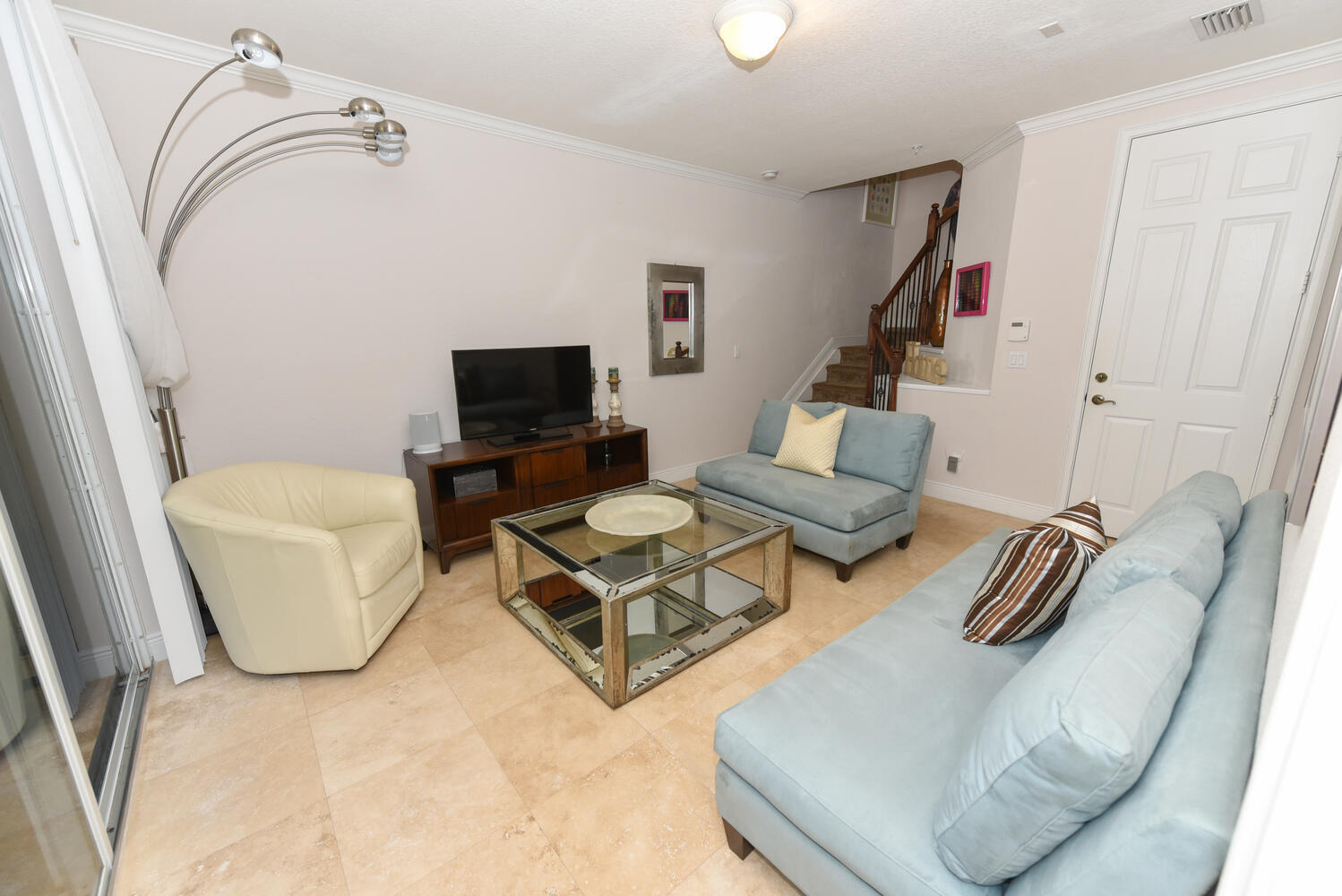 3033 Waterside Circle