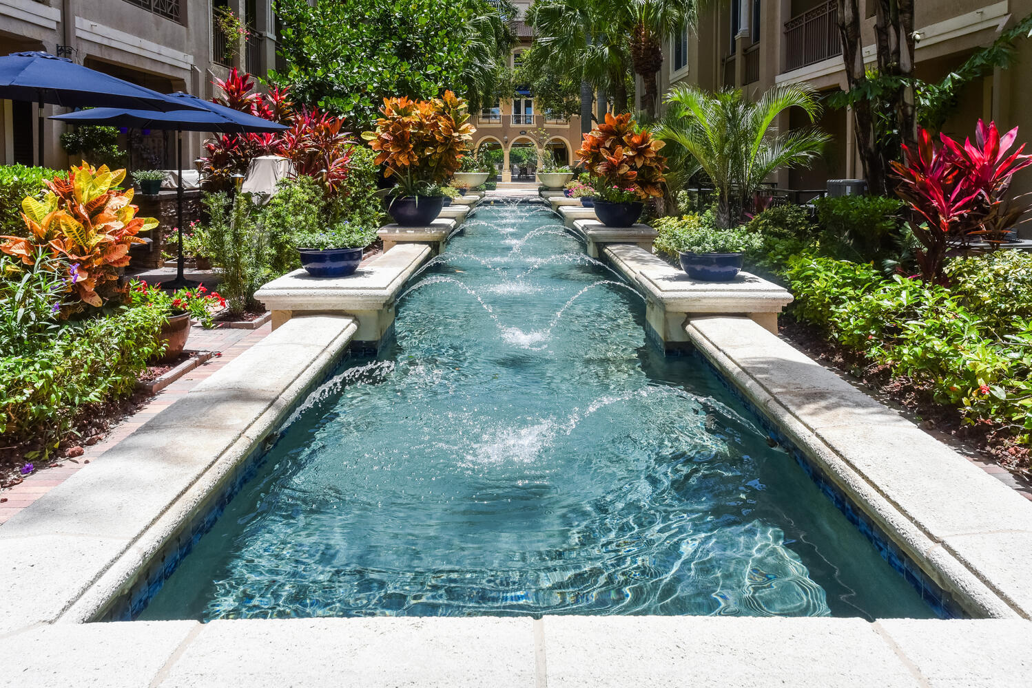 3033 Waterside Circle