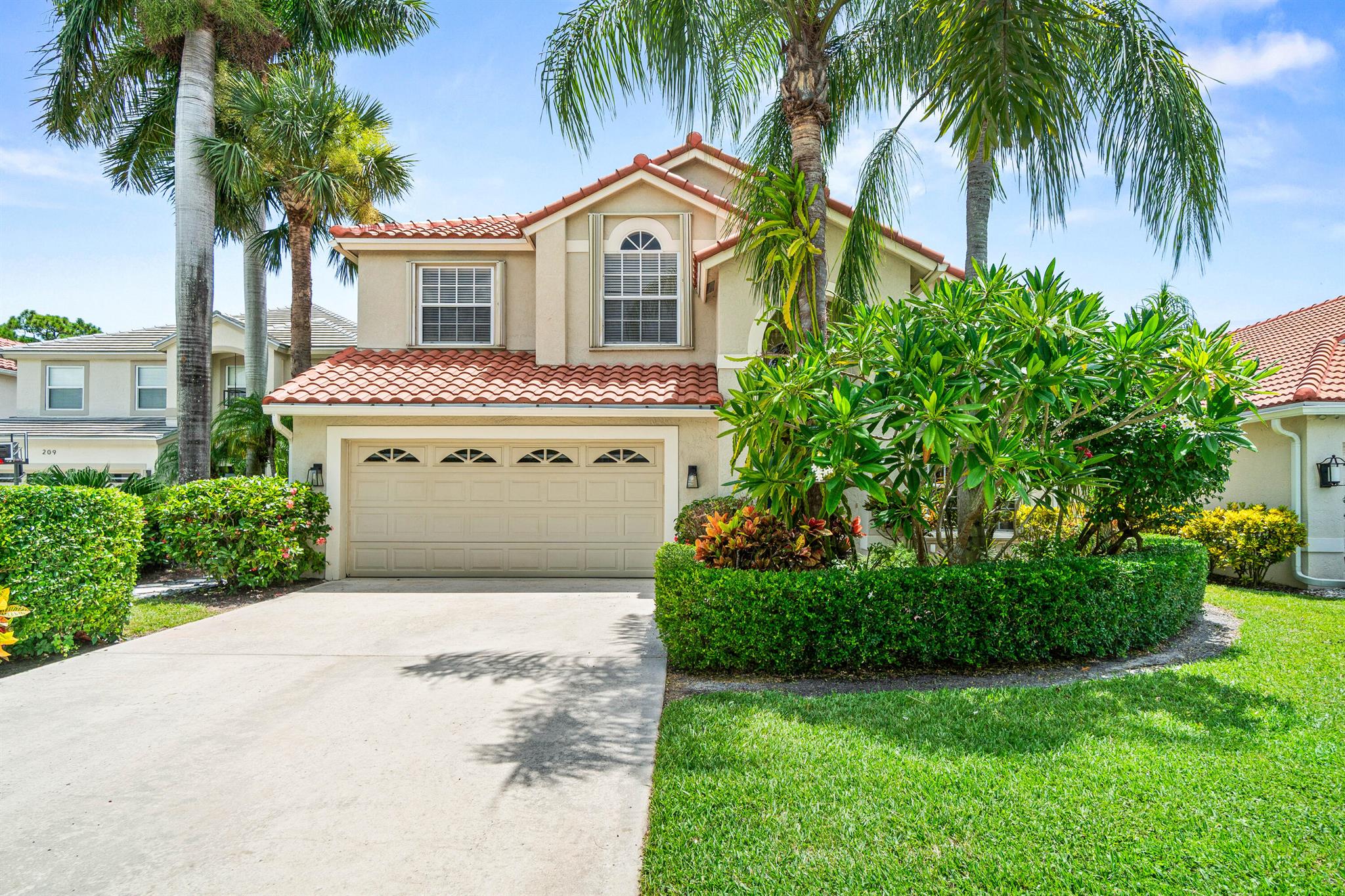207 Pennock Trace Drive