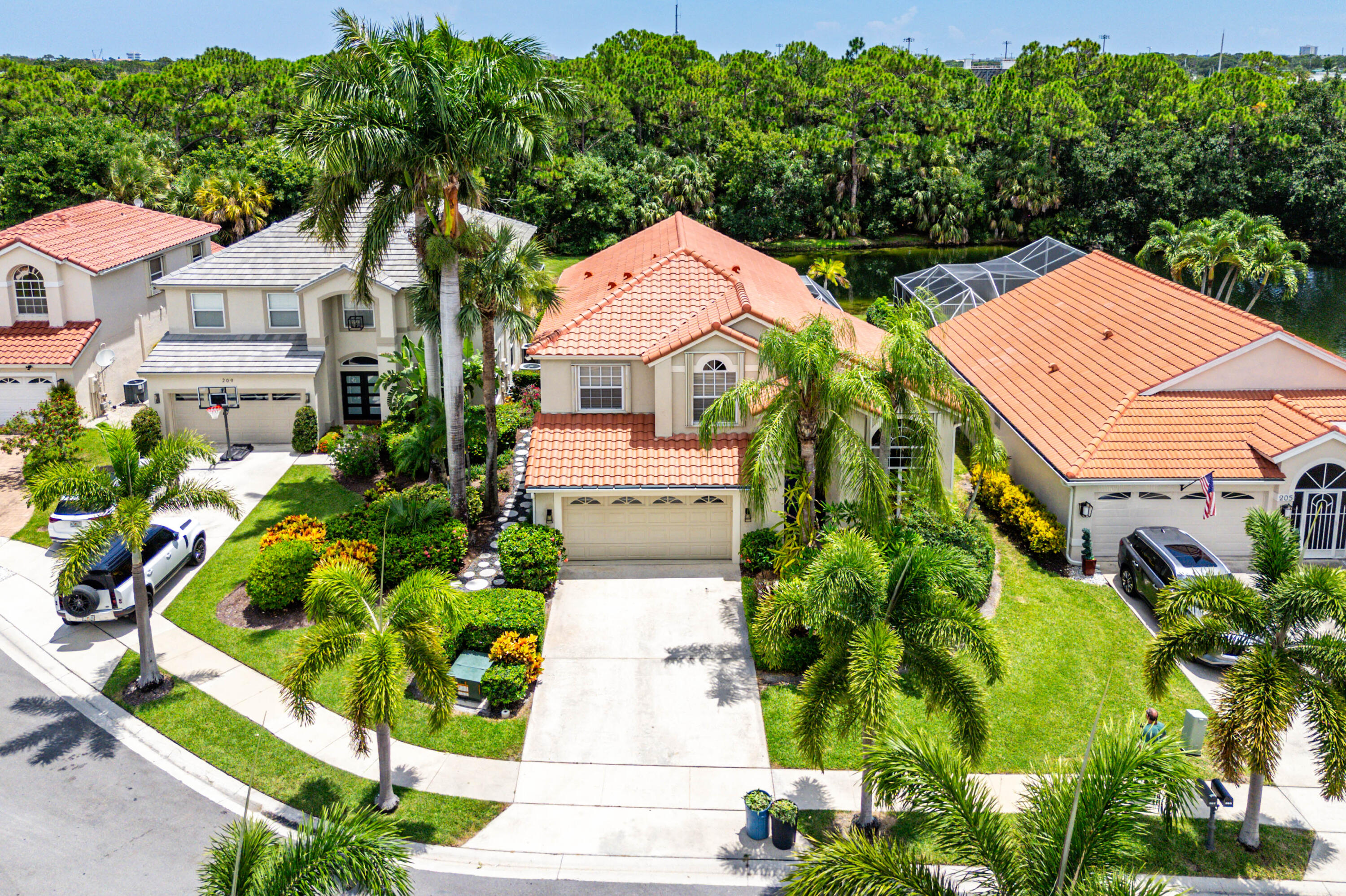 207 Pennock Trace Drive