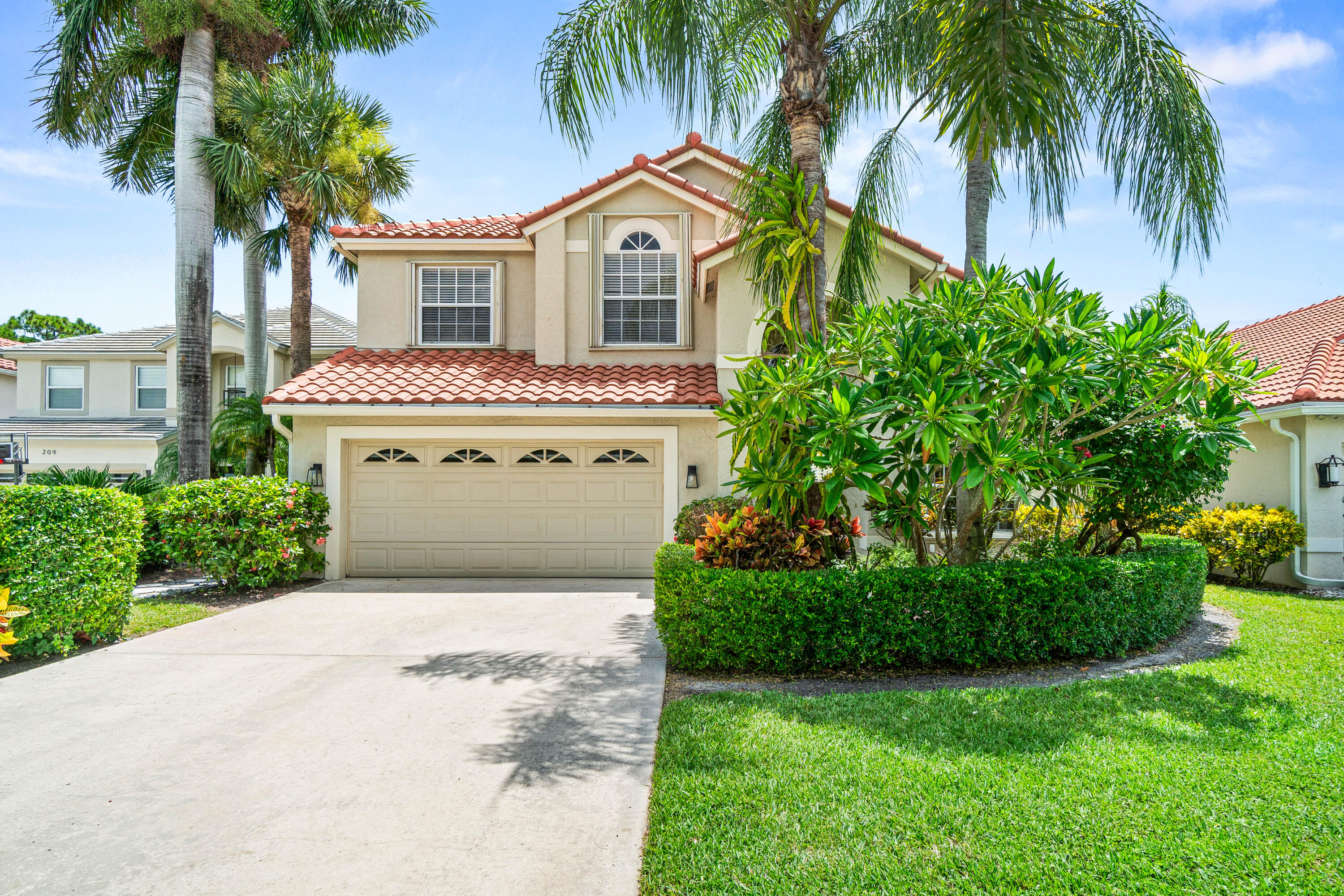207 Pennock Trace Drive