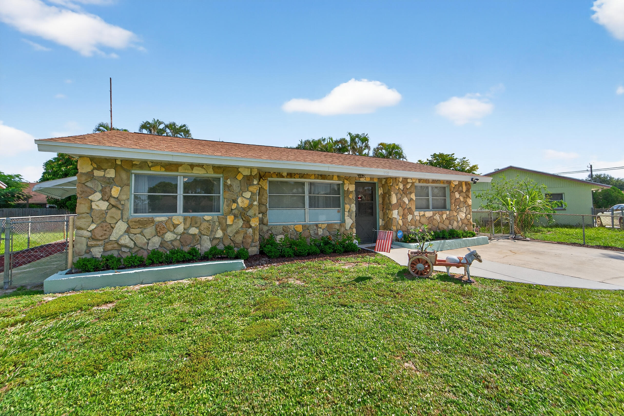 5531 S 35th Court