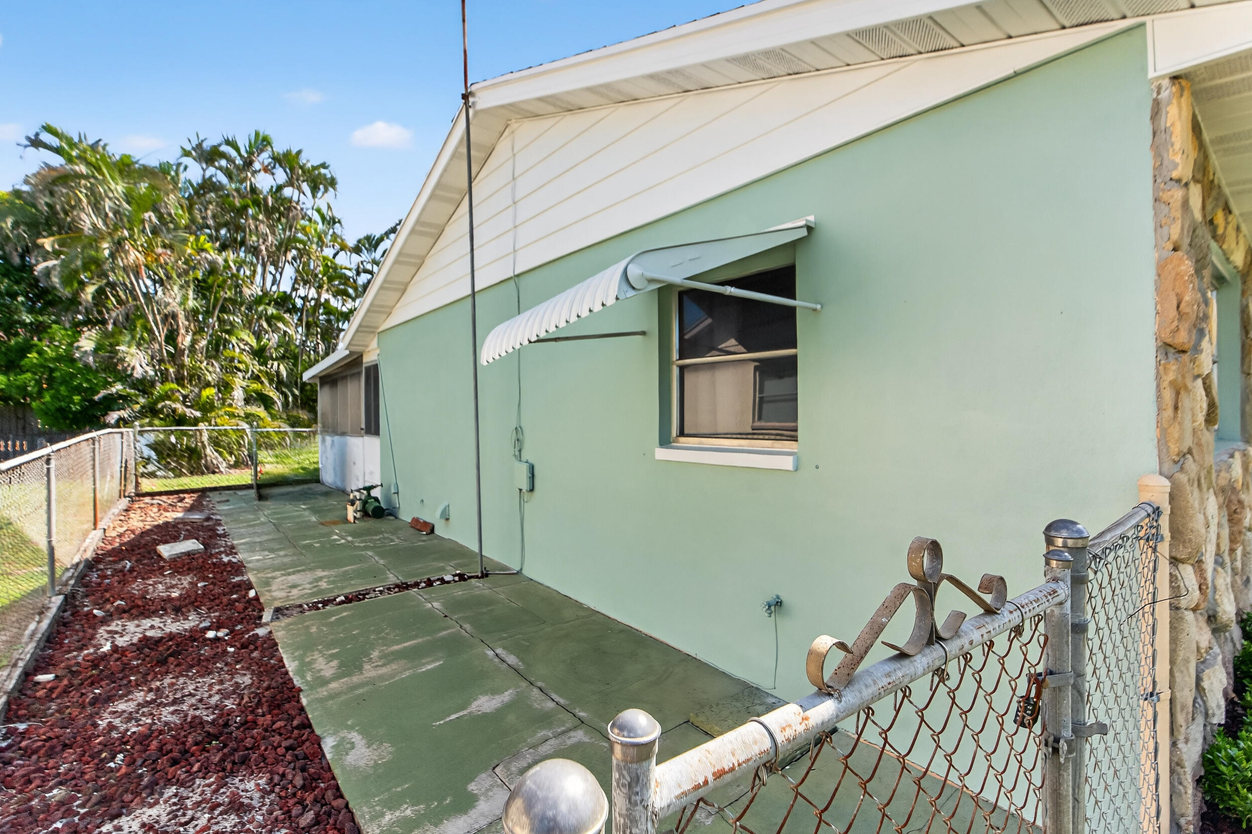 5531 S 35th Court