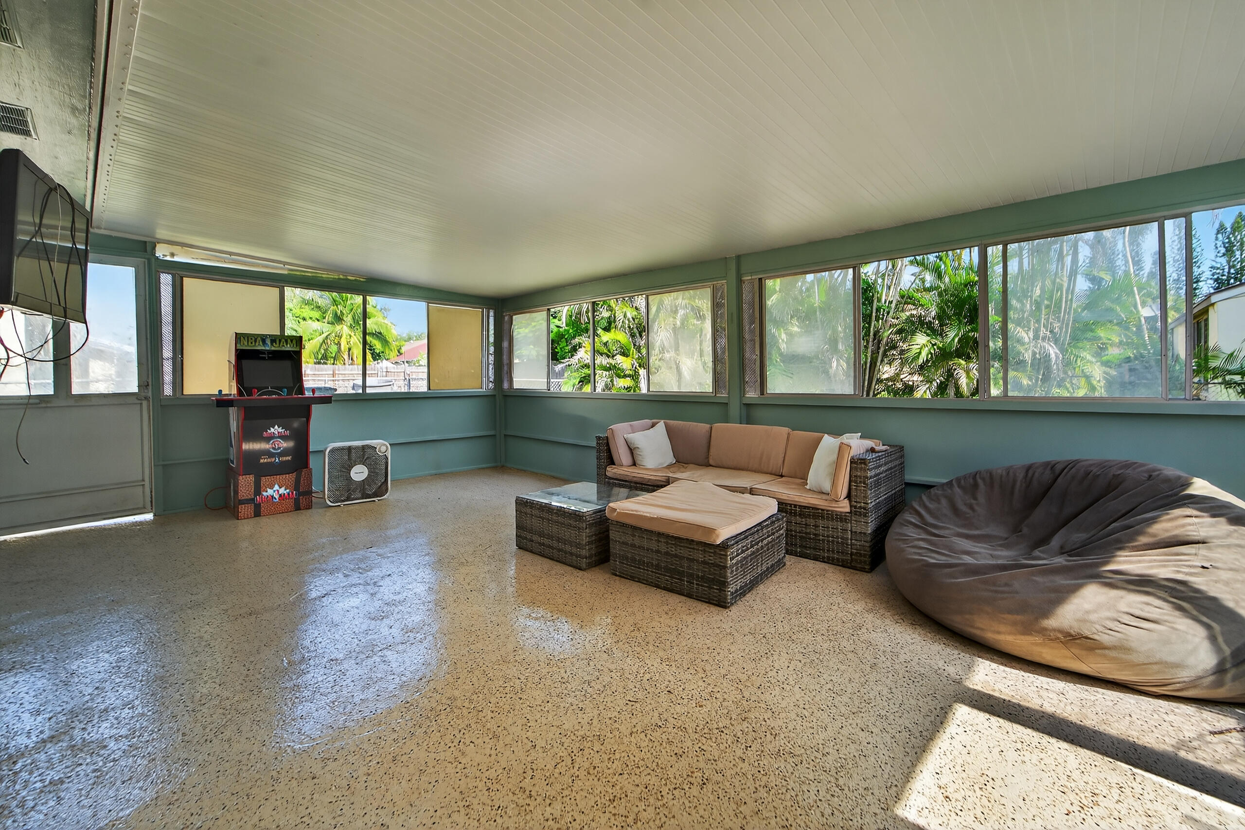 5531 S 35th Court