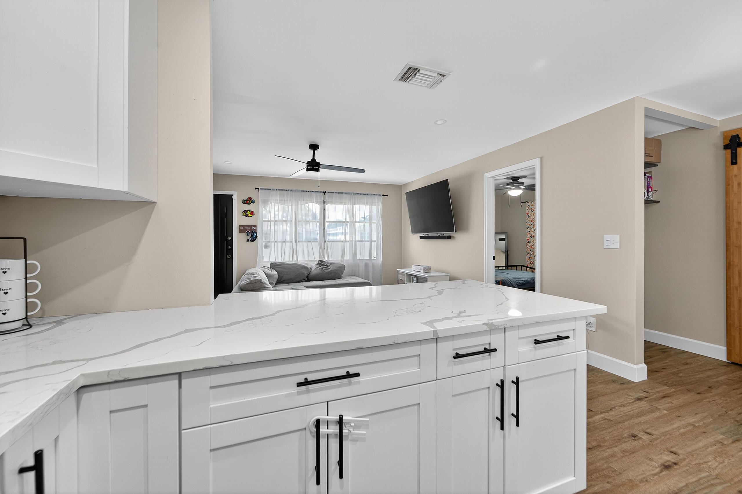 5531 S 35th Court