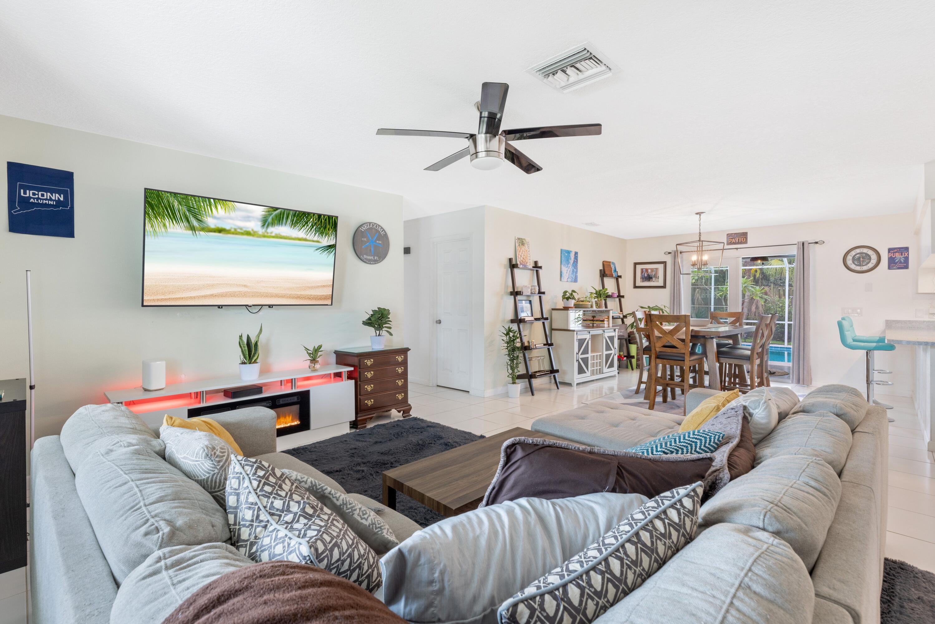 1104 NW 12th Terrace