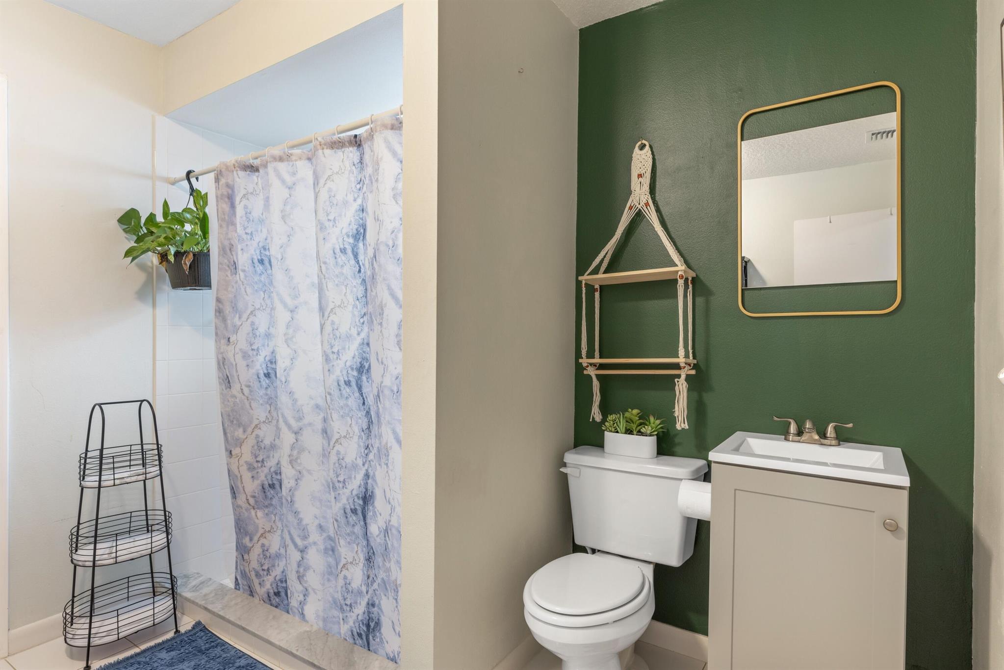 1104 NW 12th Terrace