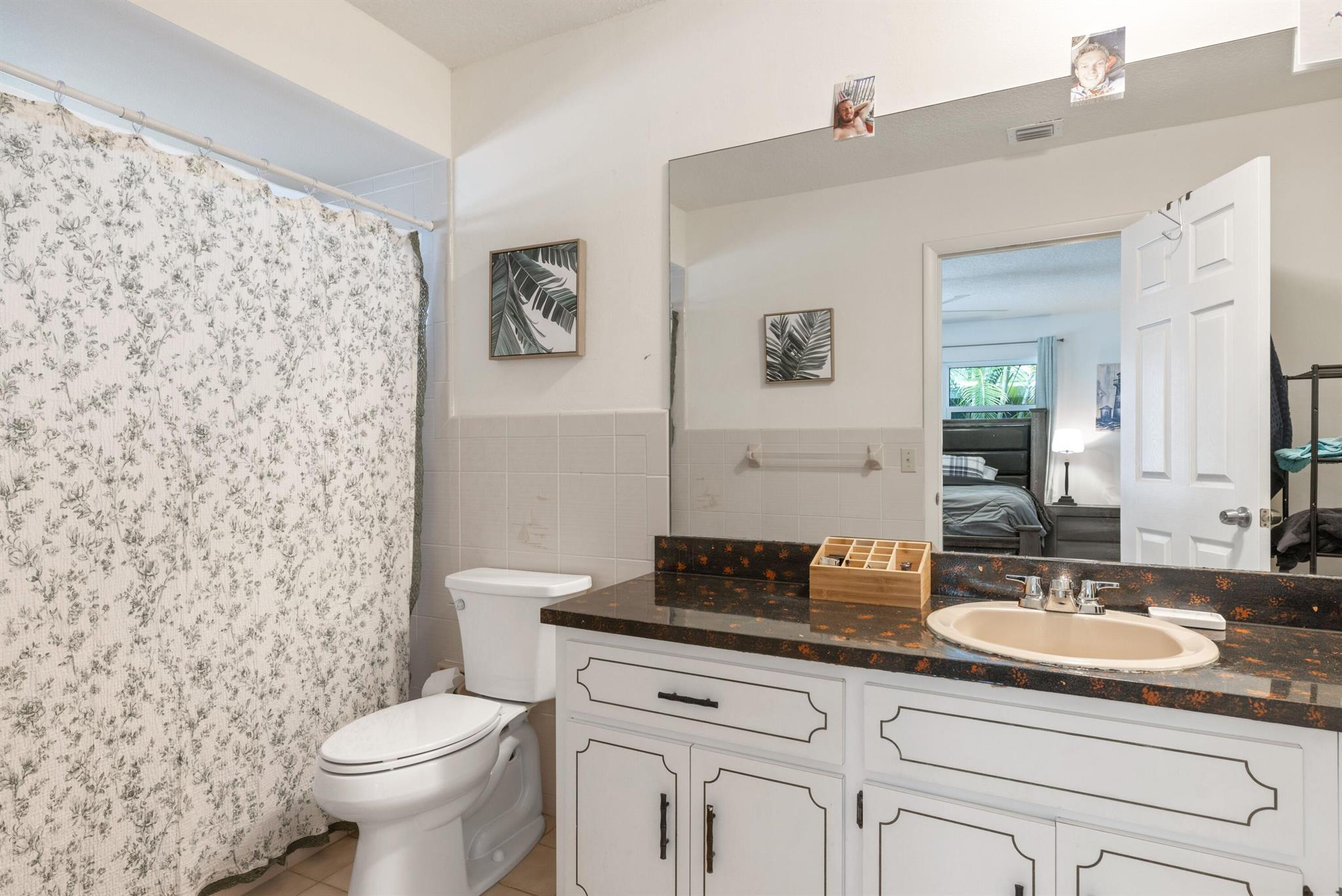 1104 NW 12th Terrace