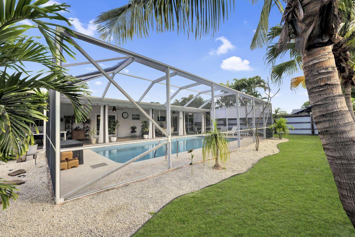 1104 NW 12th Terrace