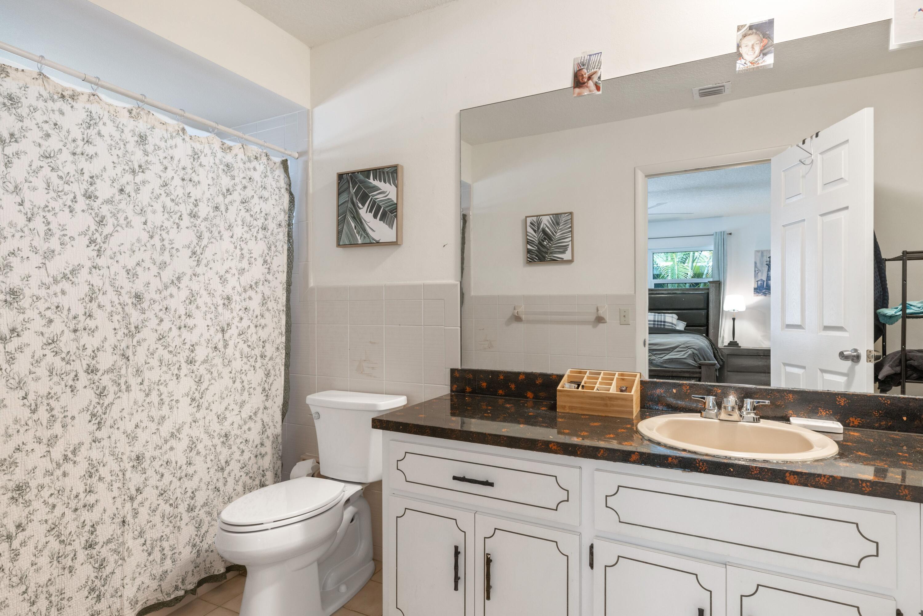 1104 NW 12th Terrace