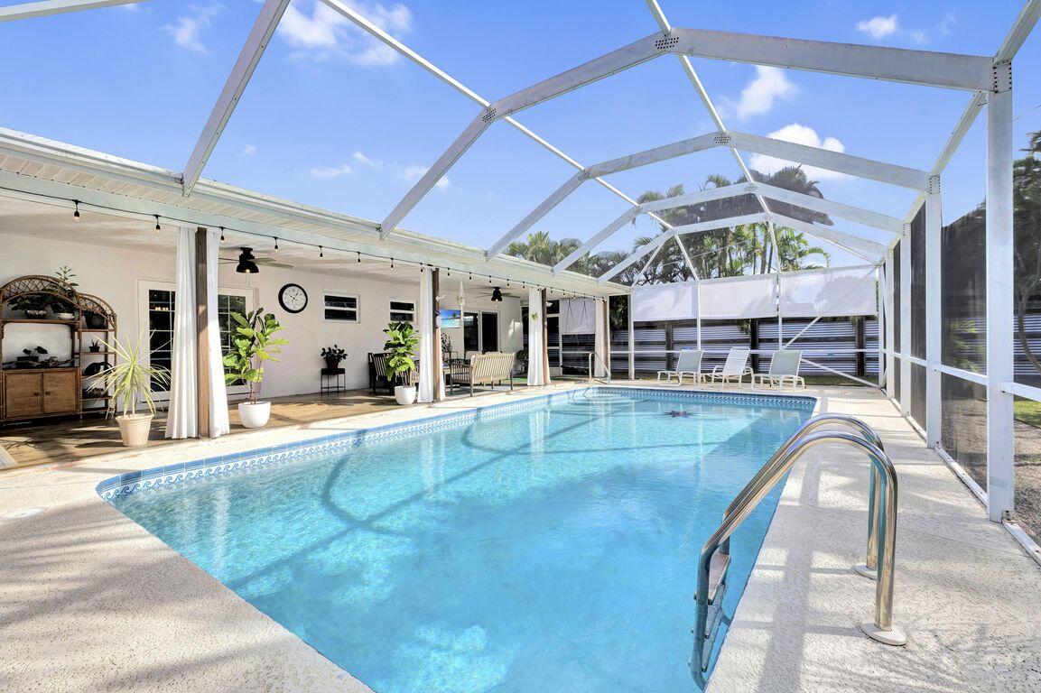 1104 NW 12th Terrace