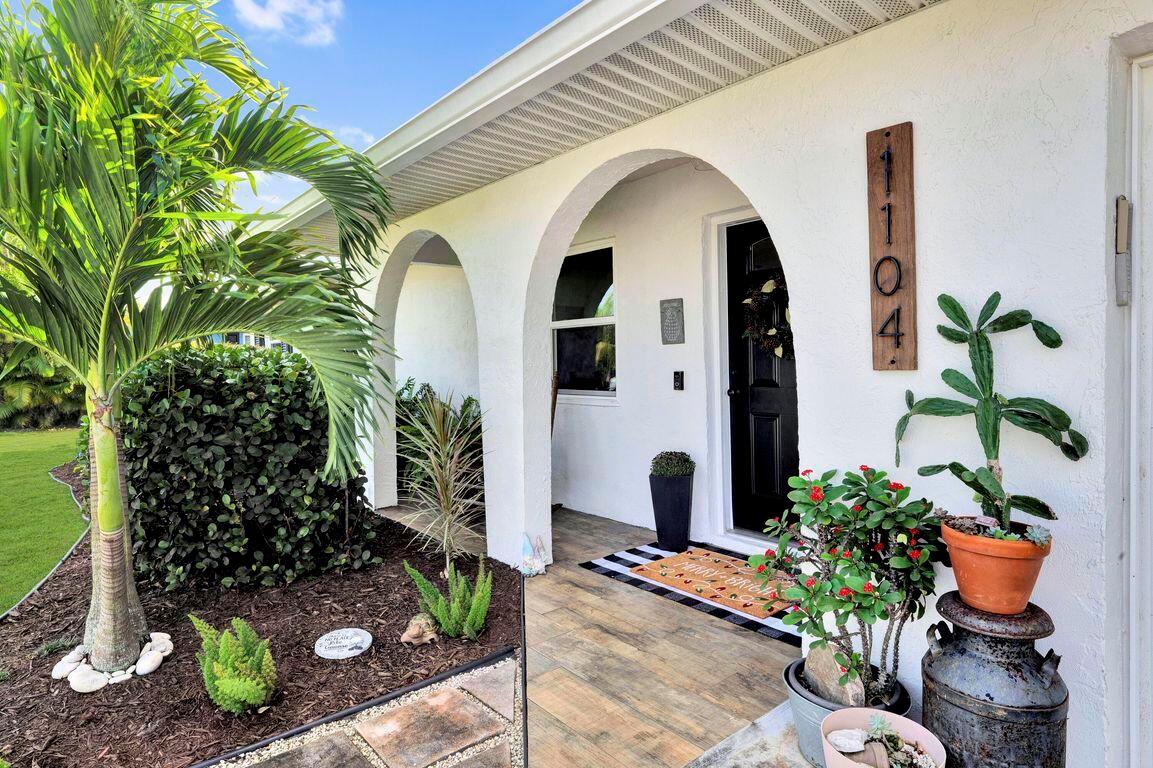 1104 NW 12th Terrace