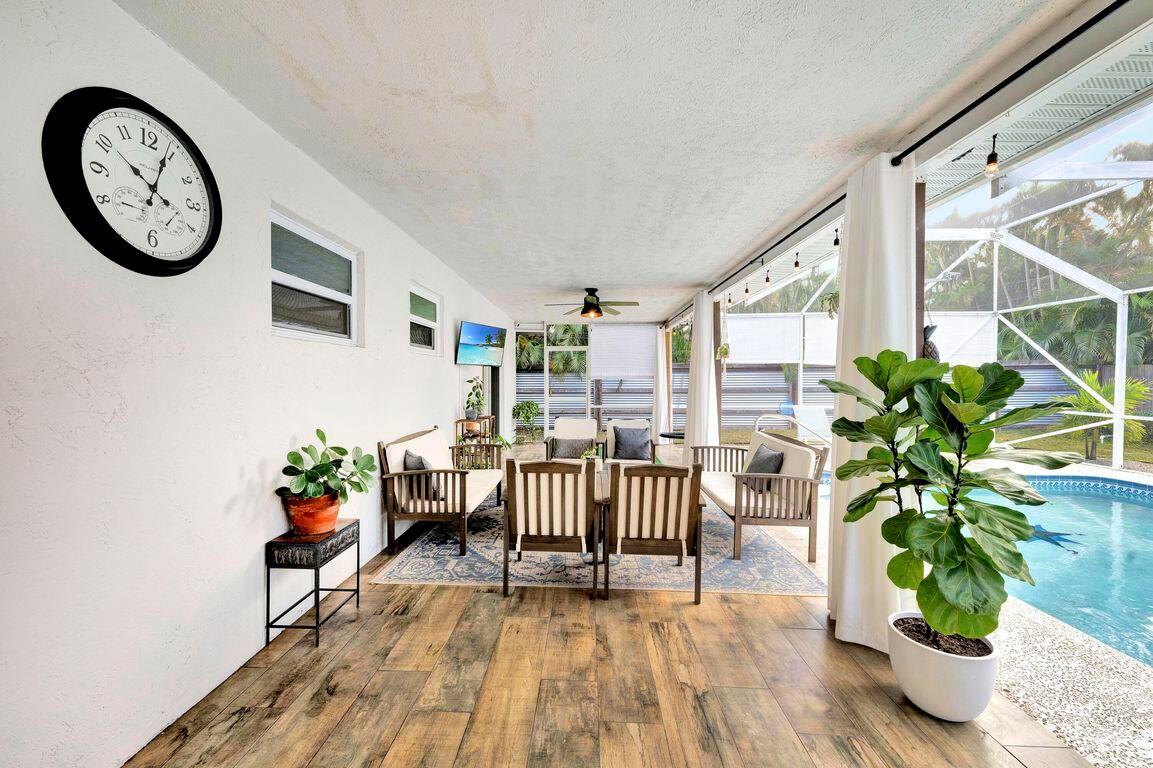 1104 NW 12th Terrace