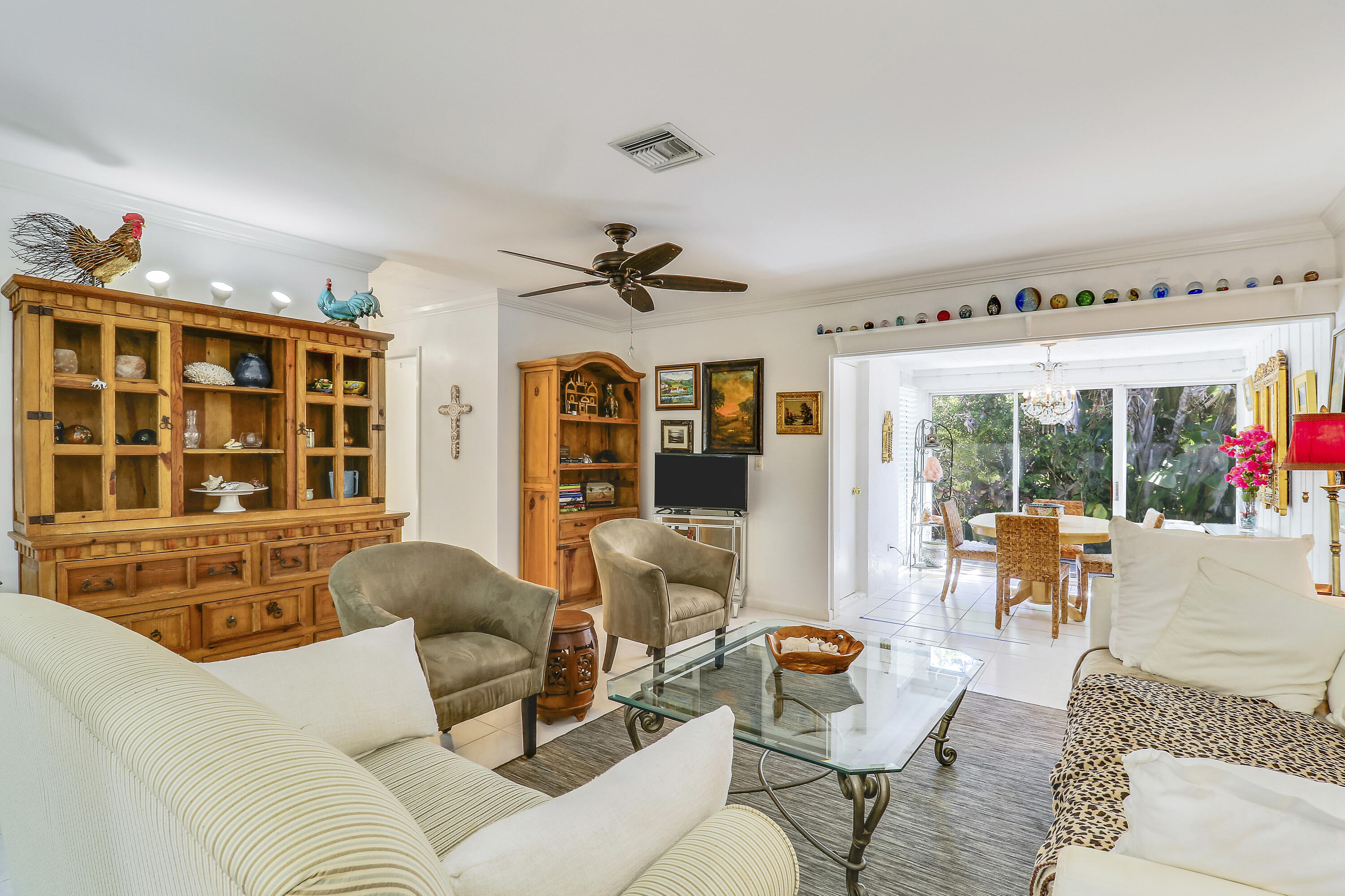 1329 Chippewa Street