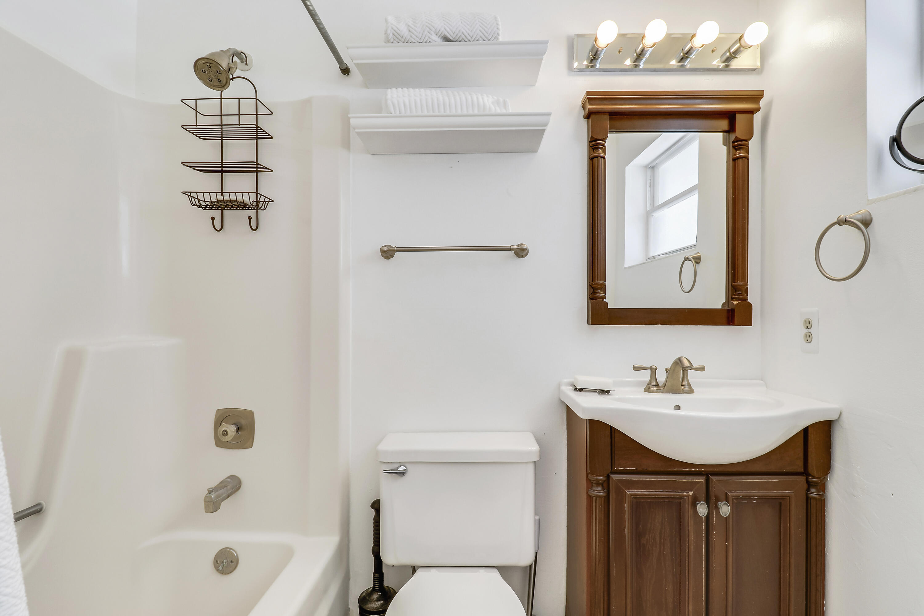 1329 Chippewa Street