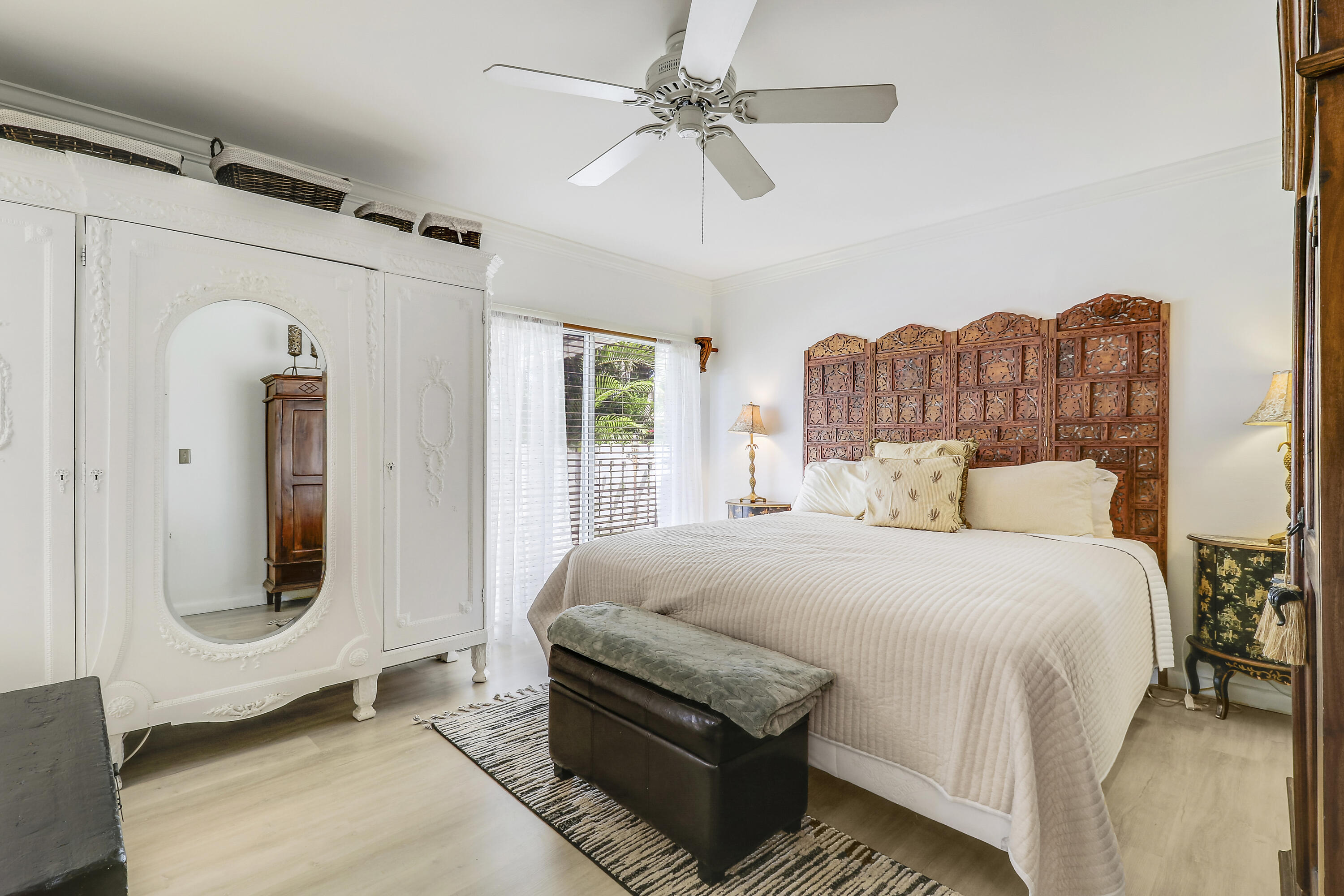 1329 Chippewa Street