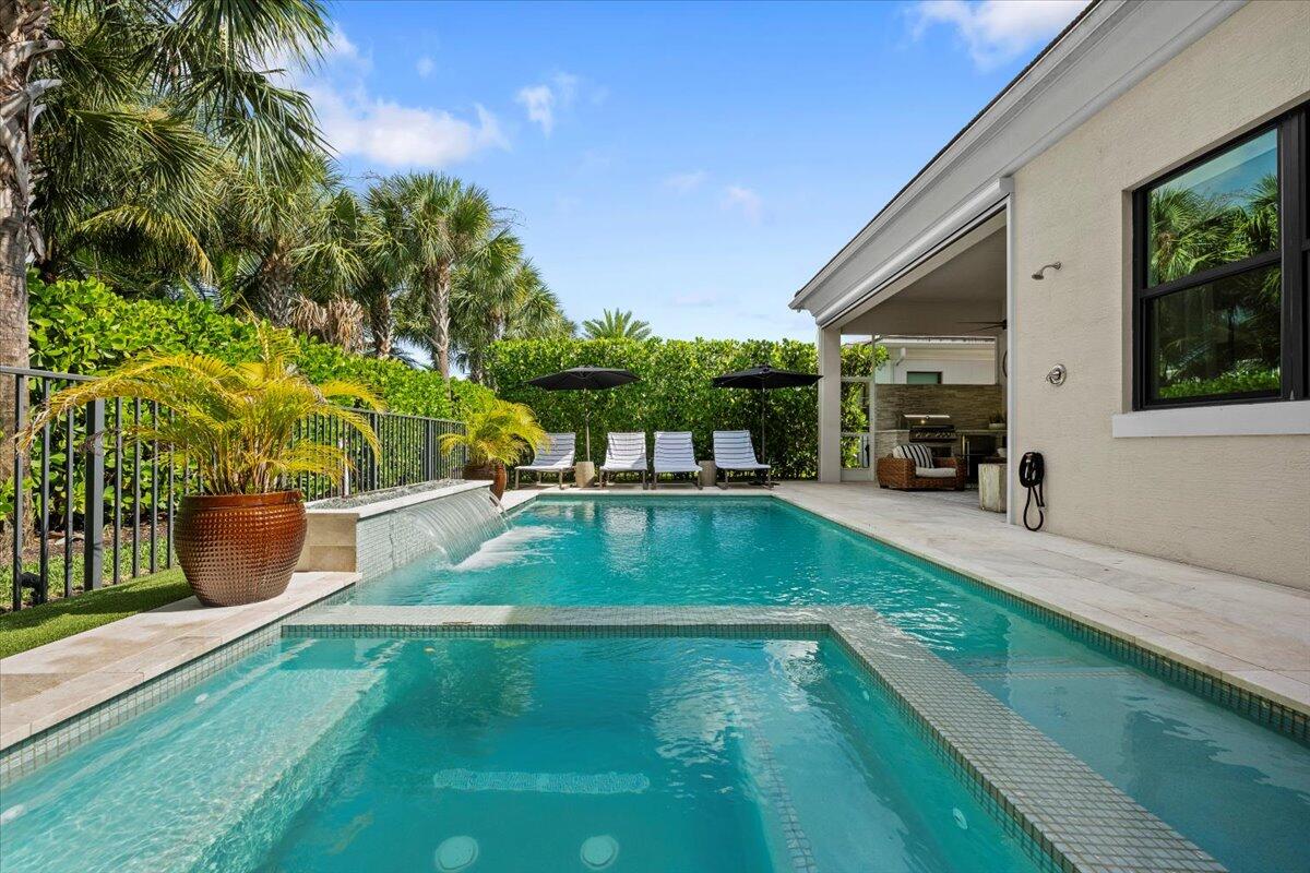 13113 Faberge Place
