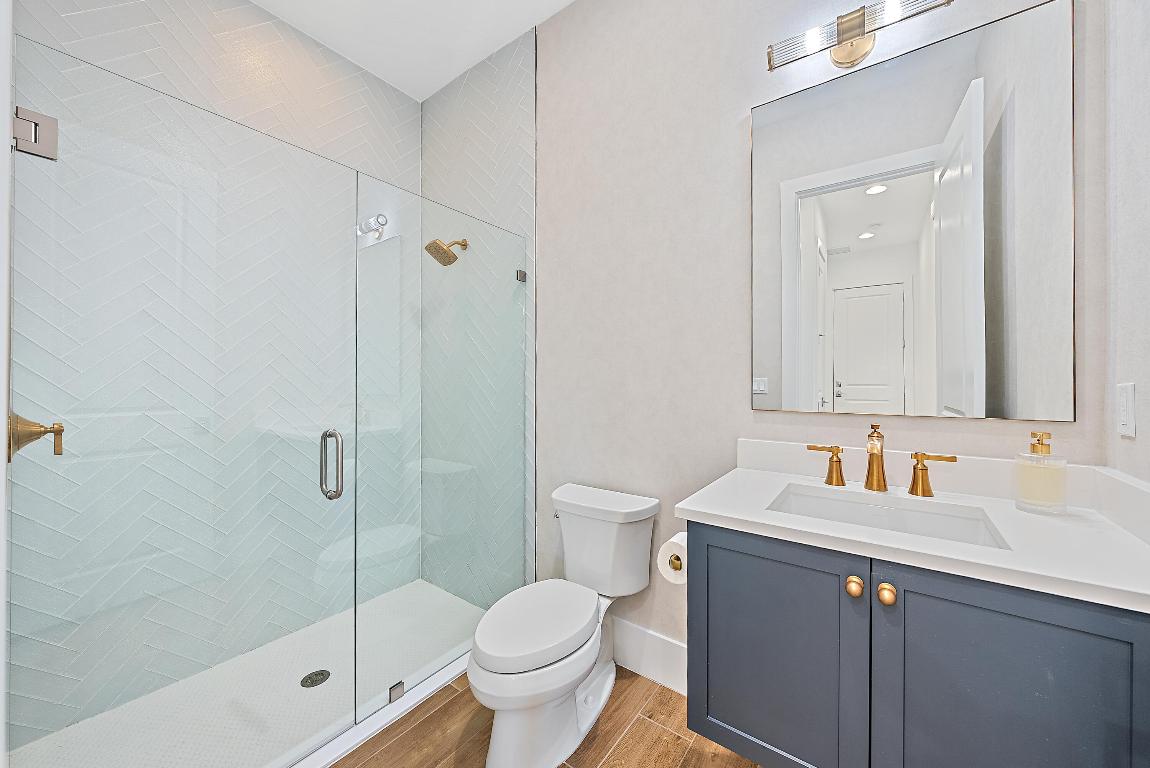 13498 Artisan Circle