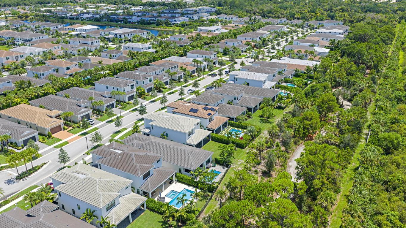 13498 Artisan Circle