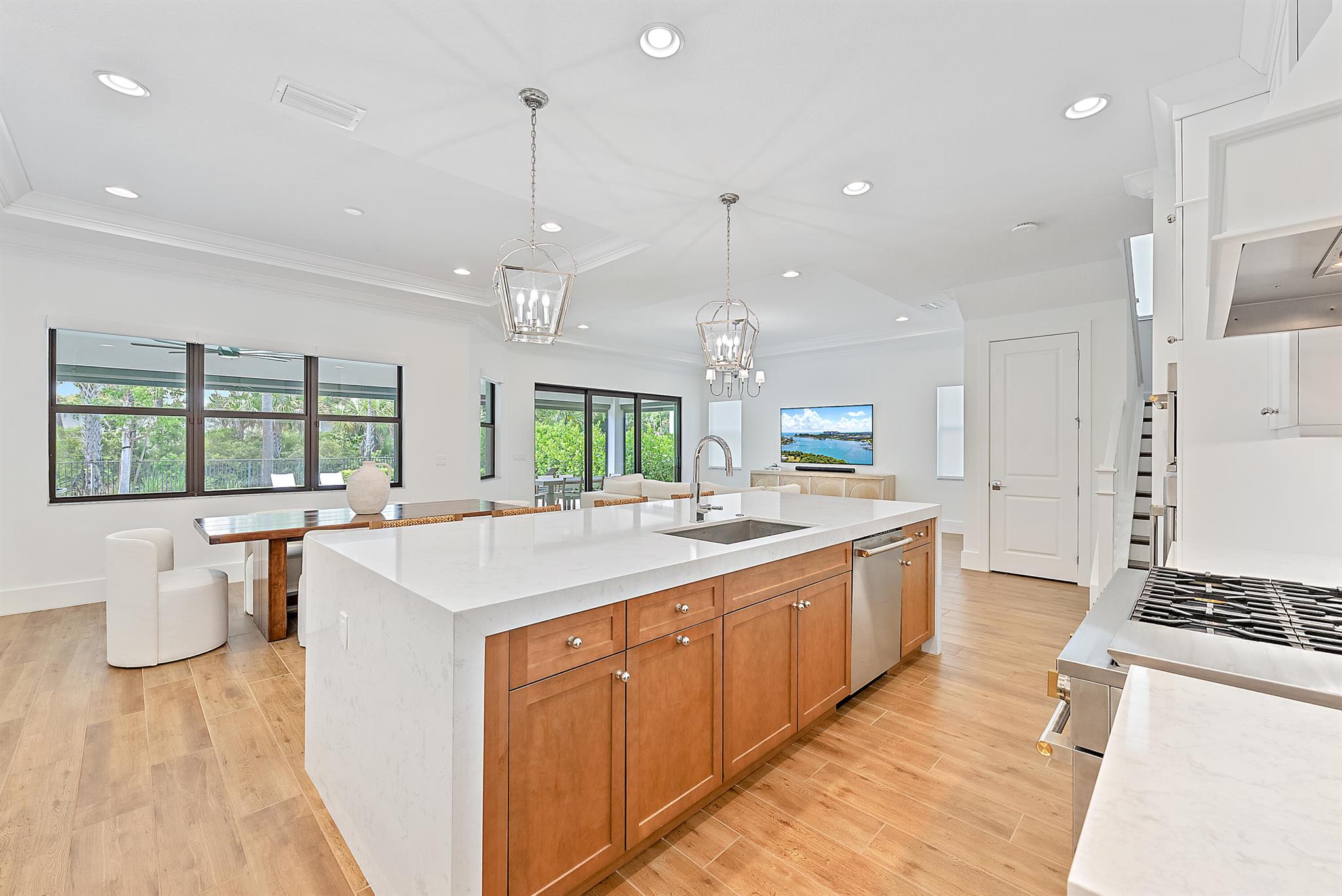 13498 Artisan Circle