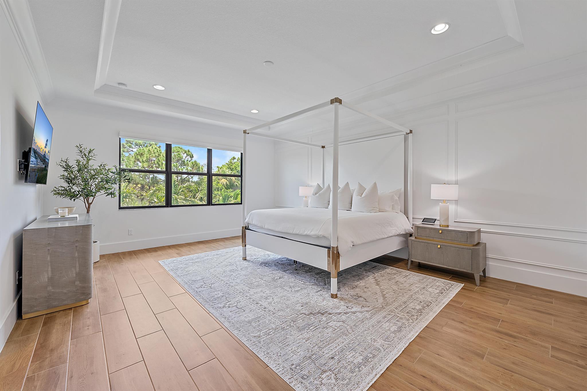 13498 Artisan Circle