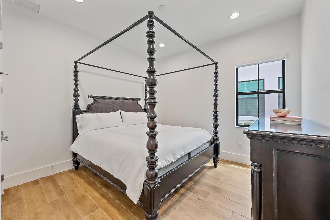 13498 Artisan Circle