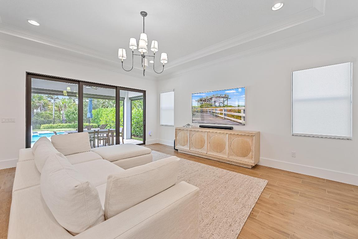 13498 Artisan Circle