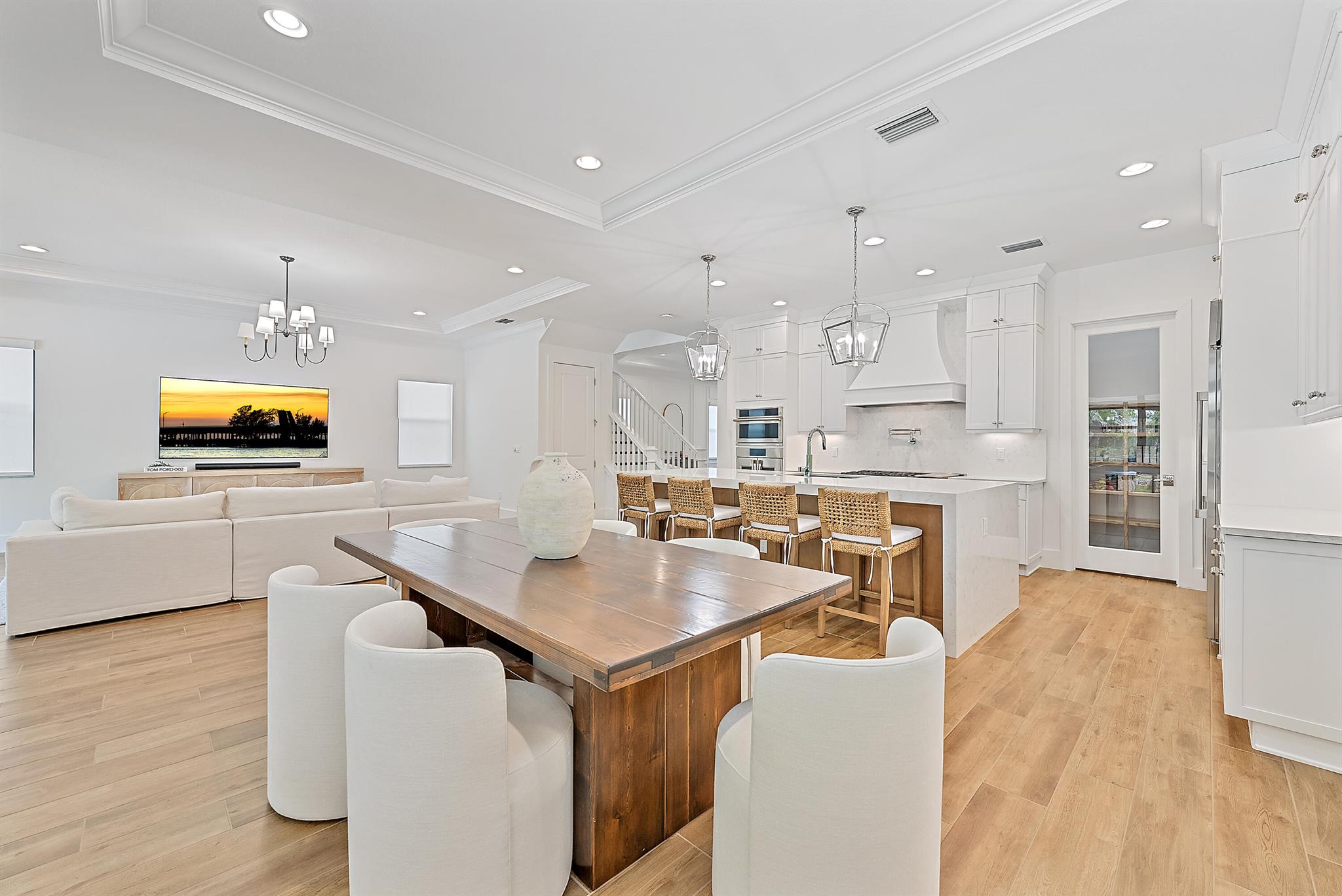 13498 Artisan Circle