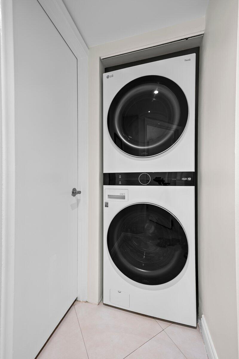 1145 Lakeshore Drive 201