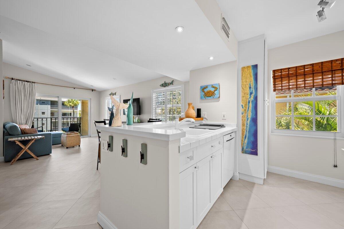 1145 Lakeshore Drive 201