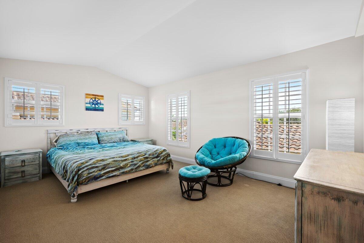 1145 Lakeshore Drive 201