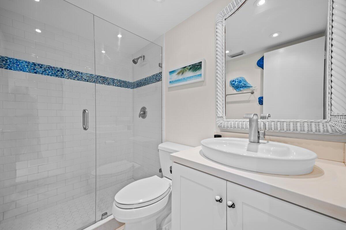 1145 Lakeshore Drive 201