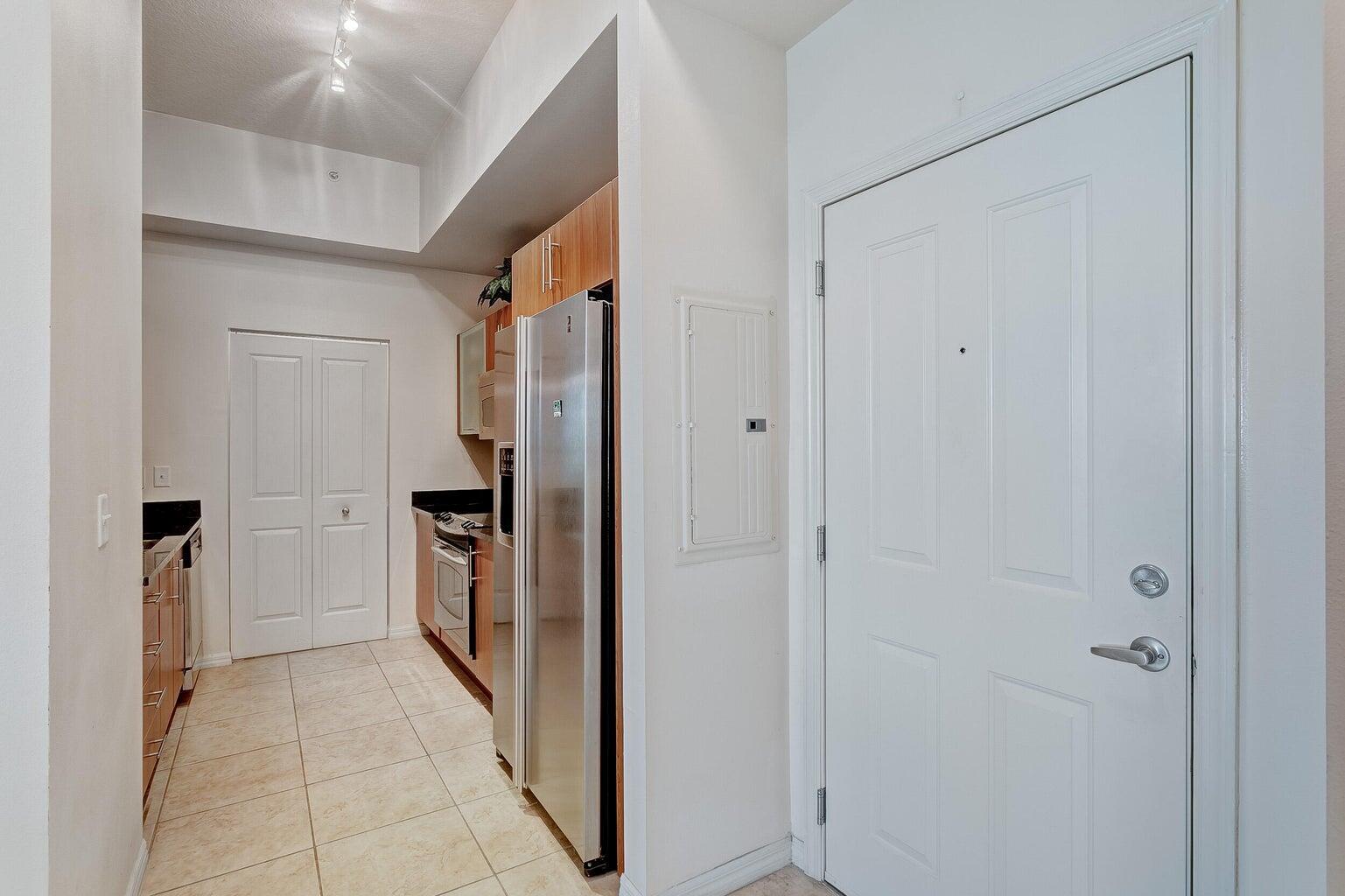 600 S Dixie Highway 425